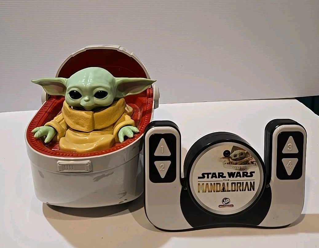 The Mandalorian GROGU and Hover Pram 9″ 2.4 GHz Radio Control Works Great
