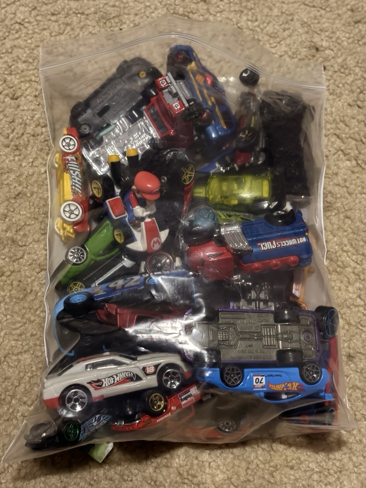 Lot of 31 Toy Cars – Mostly Hot Wheels – Mixed Brands – Used Condition