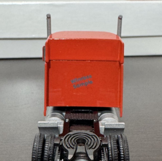 Parry Trucking 2002 Winross Truck International Eagle – Orange Tractor – SAMPLE