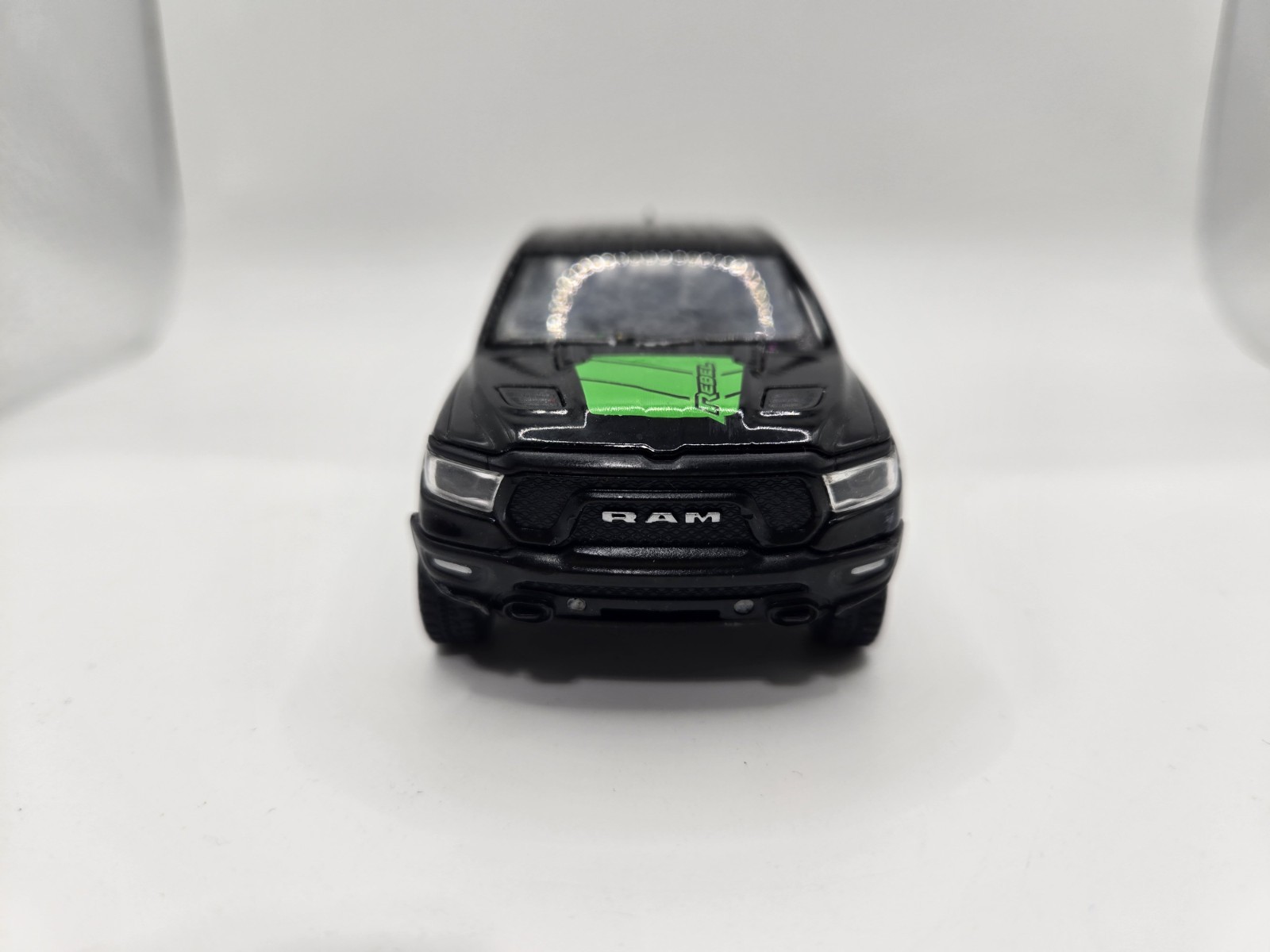 2019 Dodge RAM 1500, Ram Truck,Pick Up Truck,Kinsmart,Diecast Toy Car, 5”, 1:46