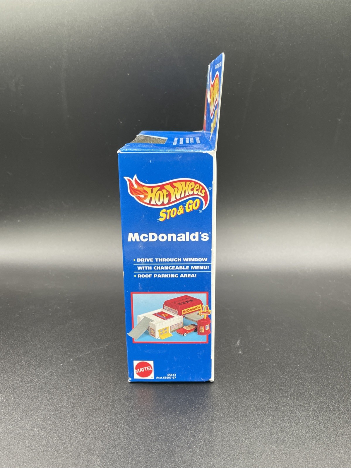 Hot Wheels Sto & Go – McDonald’s Drive Through Window with Menu – Blue Car 1995