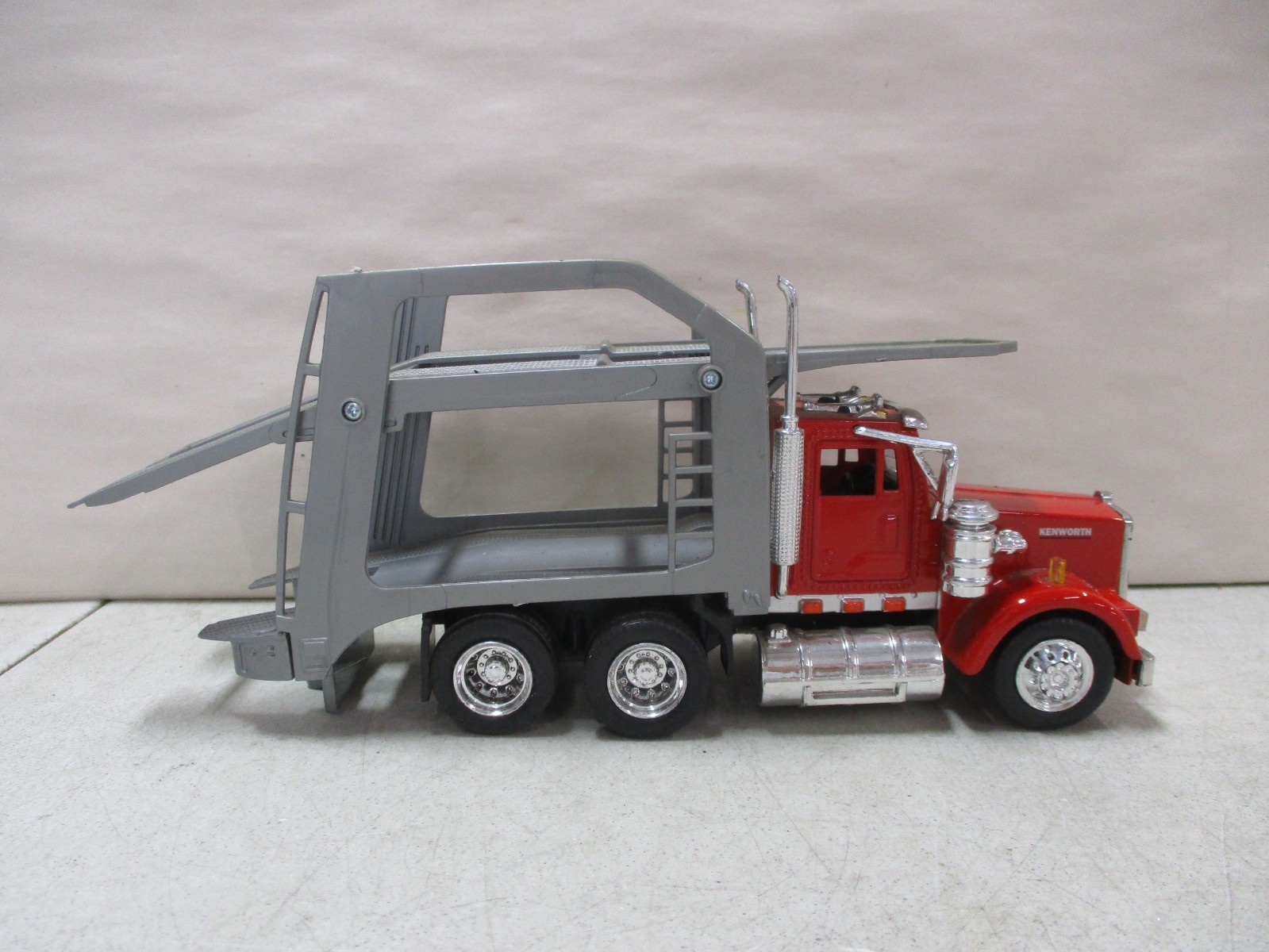 Kenworth Car Carrier Die Cast And Plastic