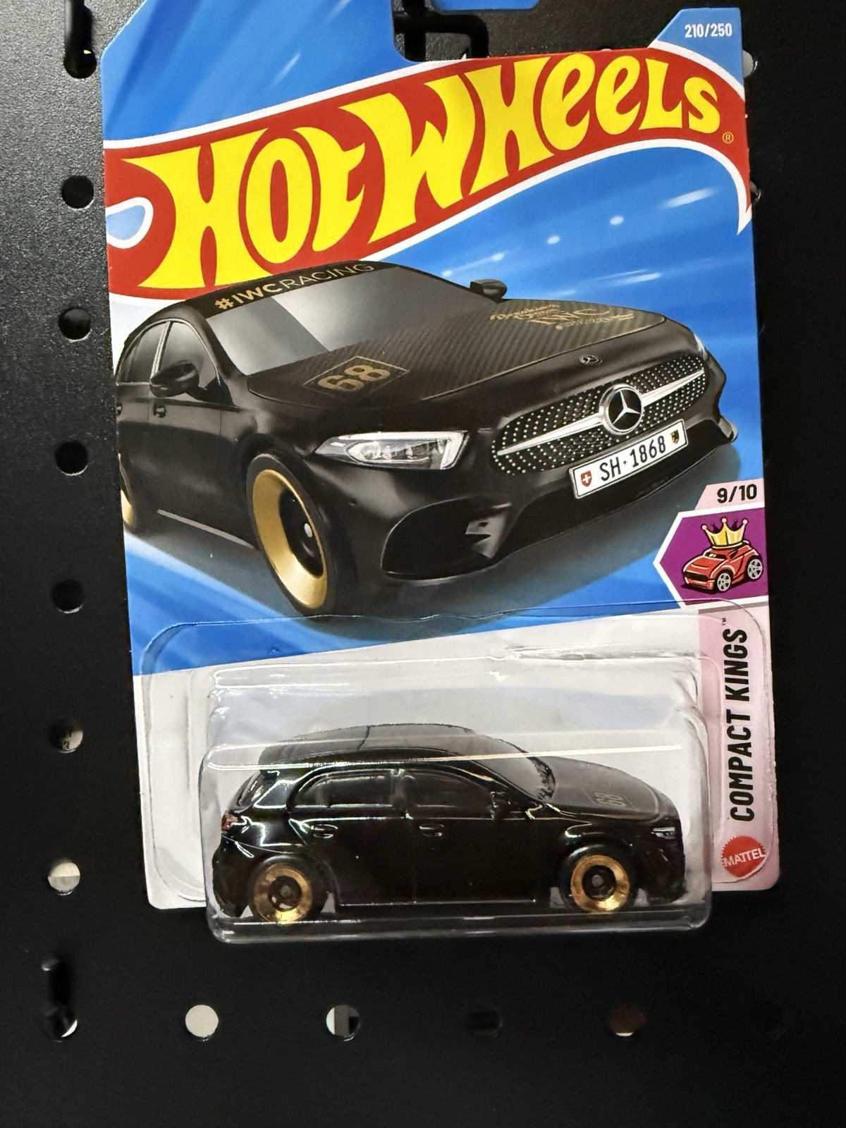 🔥2026 M Case Hot Wheels Compact Kings ’19 Mercedes-Benz A-Class Black/Gold🔥
