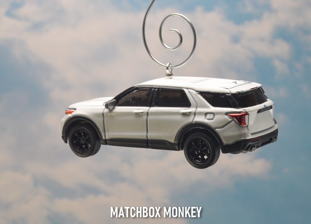 2022 Ford Explorer ST SUV Crossover Custom Christmas Ornament Adorno Badge 1/64