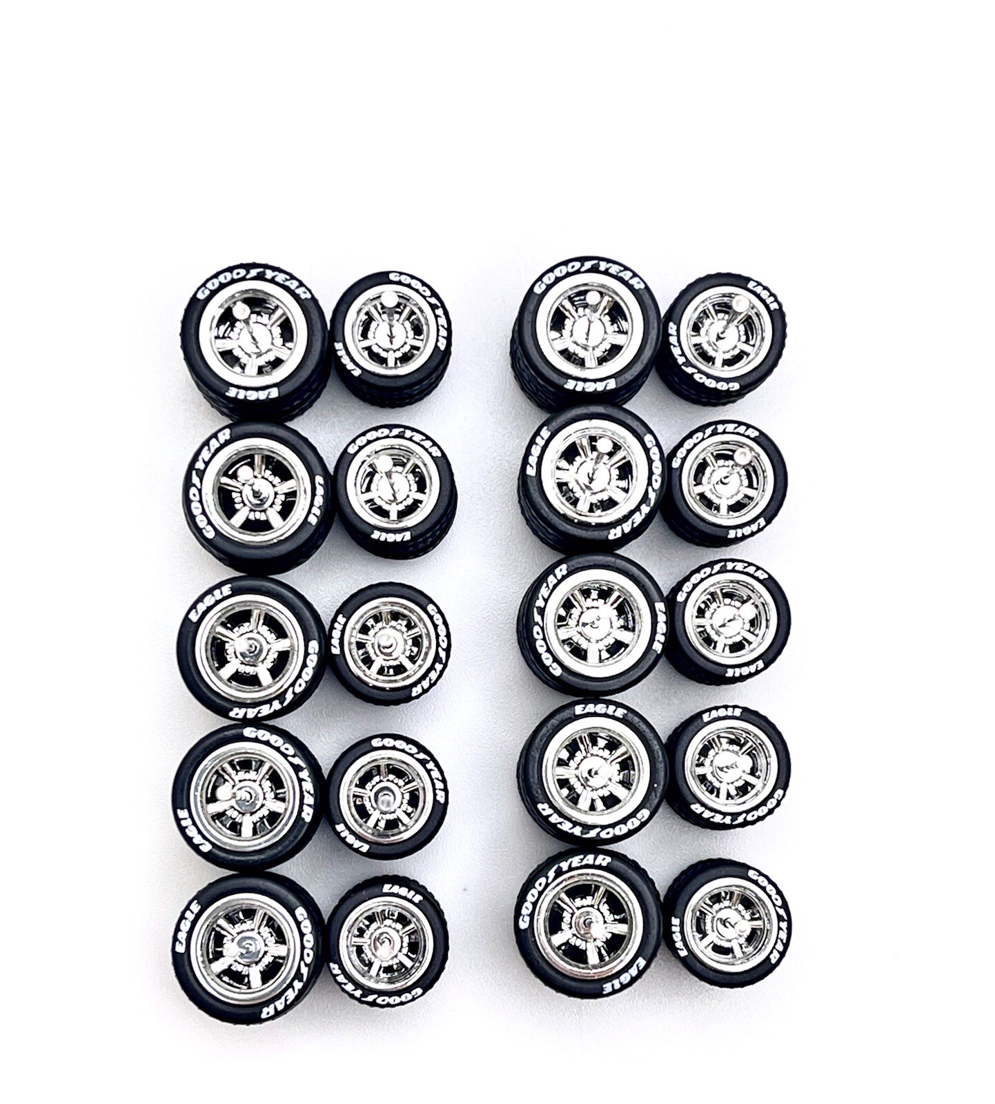 50x Chrome 1/64 Muscle Car For Hot Wheels Real Riders Wheels w/ Rubber Tires Set