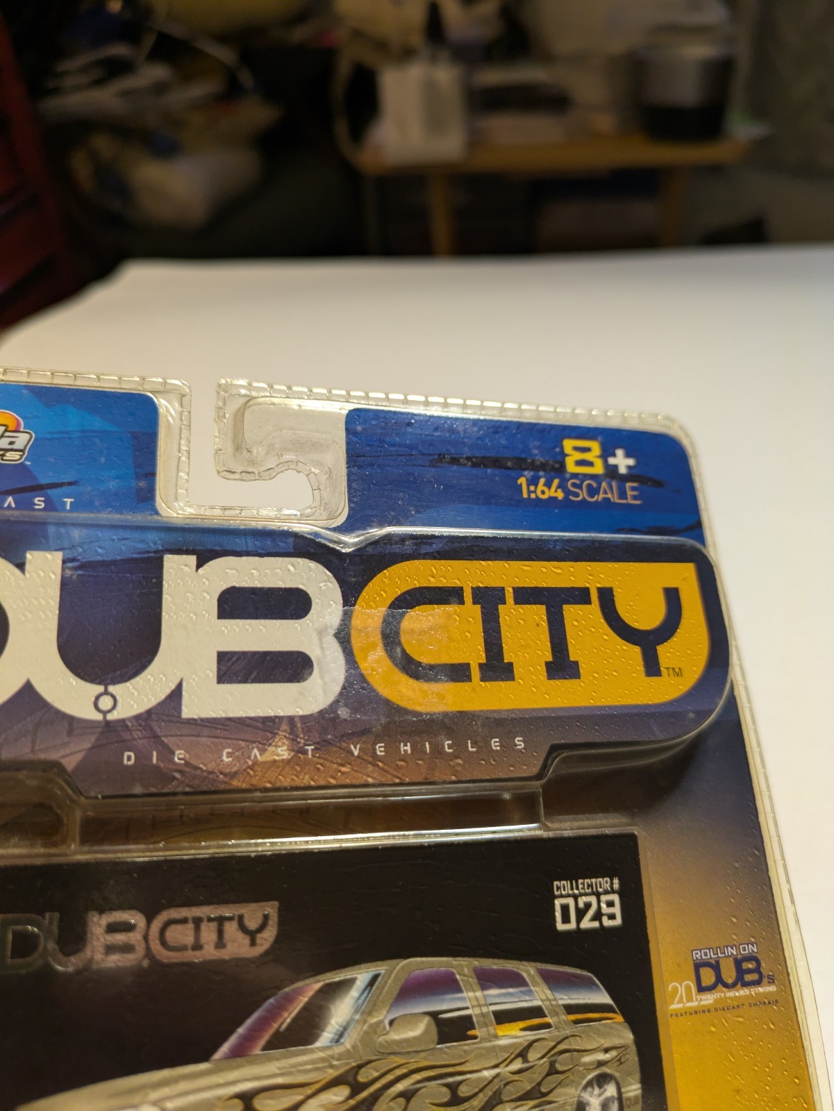 JADA Toys 2003 DUB CITY GMC YUKON DENALI – Silver/Black Flames sealed package#29