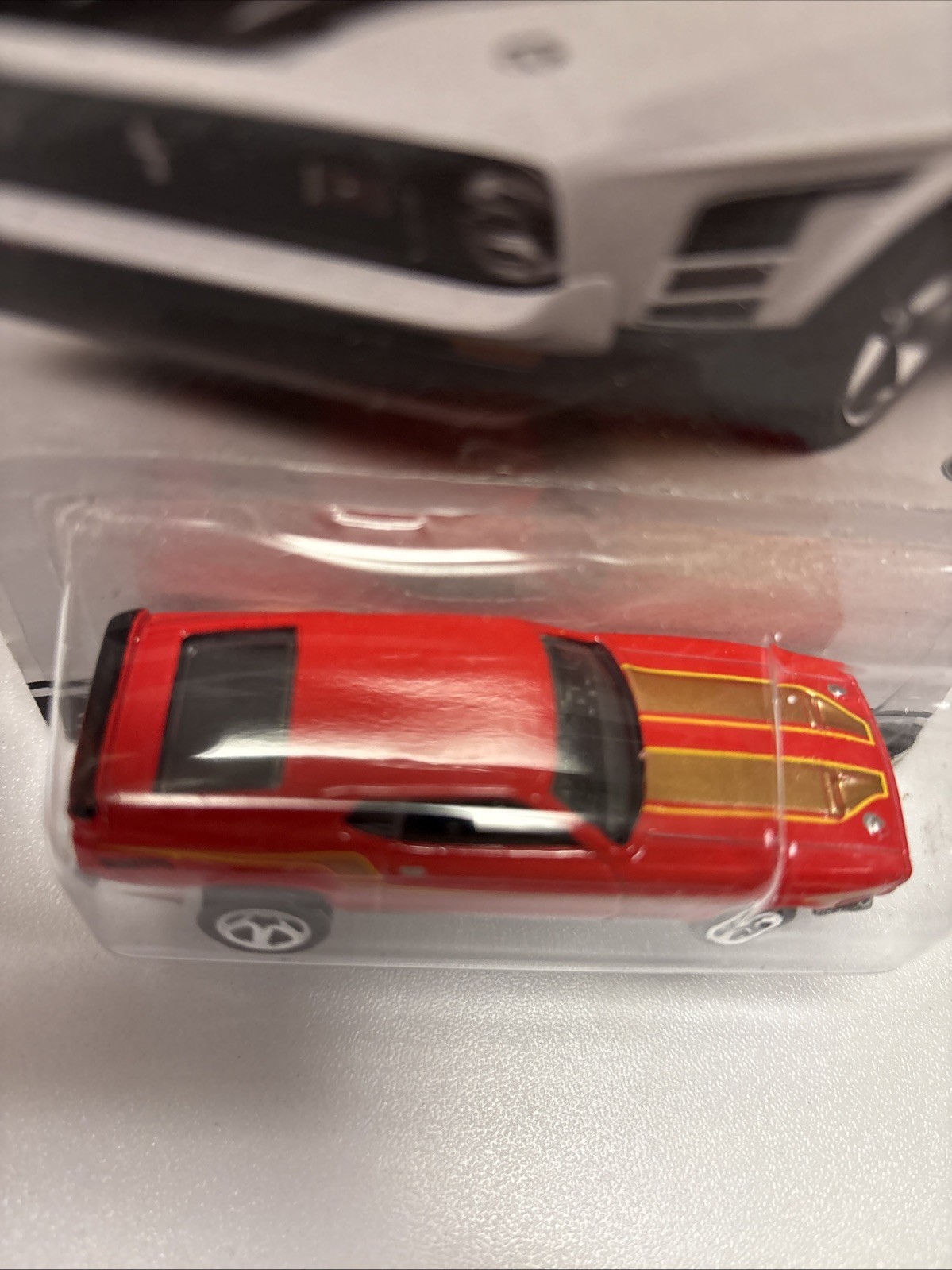 NIPn2014 Hot Wheels Mustang 50 Years Series 3/8 1971 FORD MUSTANG MACH 1 Red