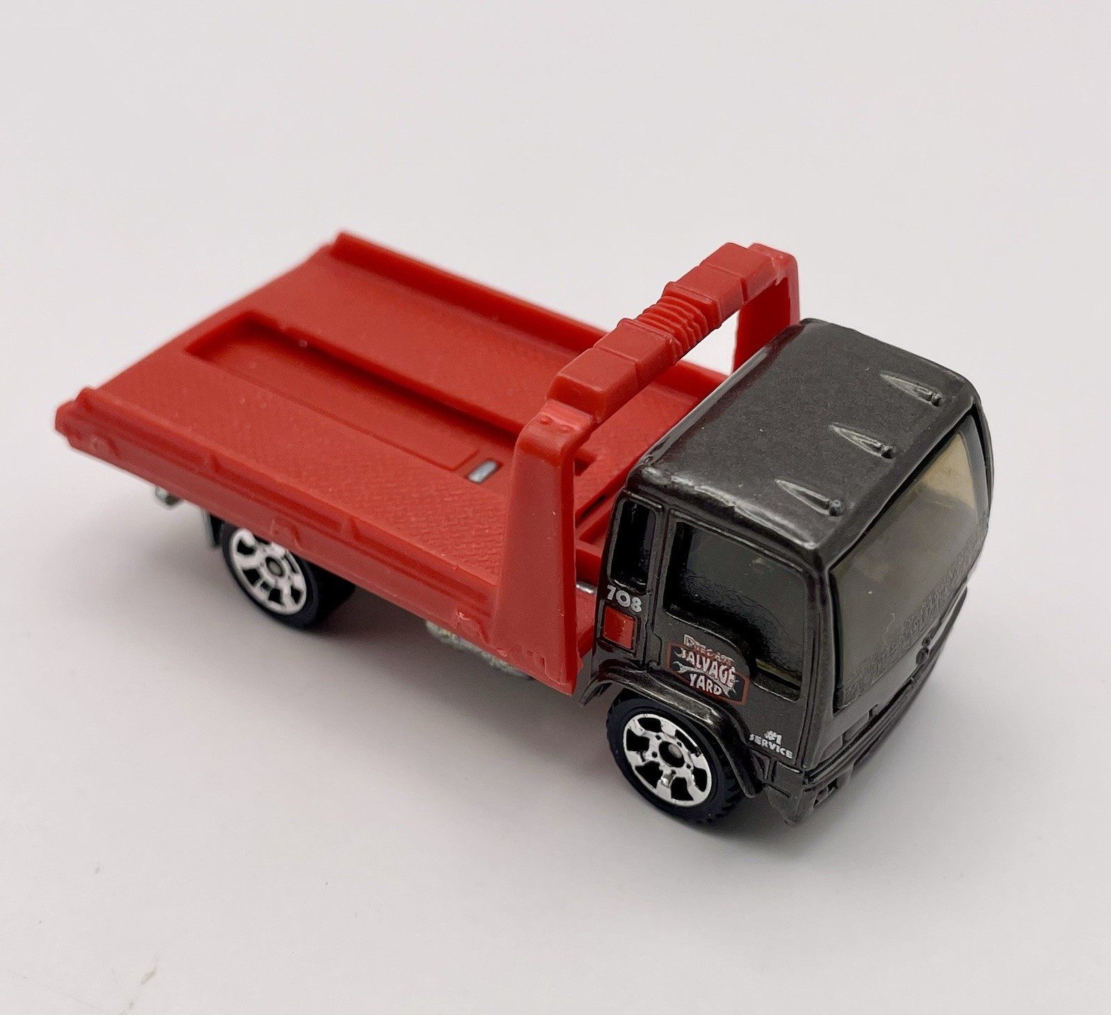 Matchbox Smart ForTwo Coupe 1:52 + Delivery Truck 1:90 – Diecast Vehicle Lot