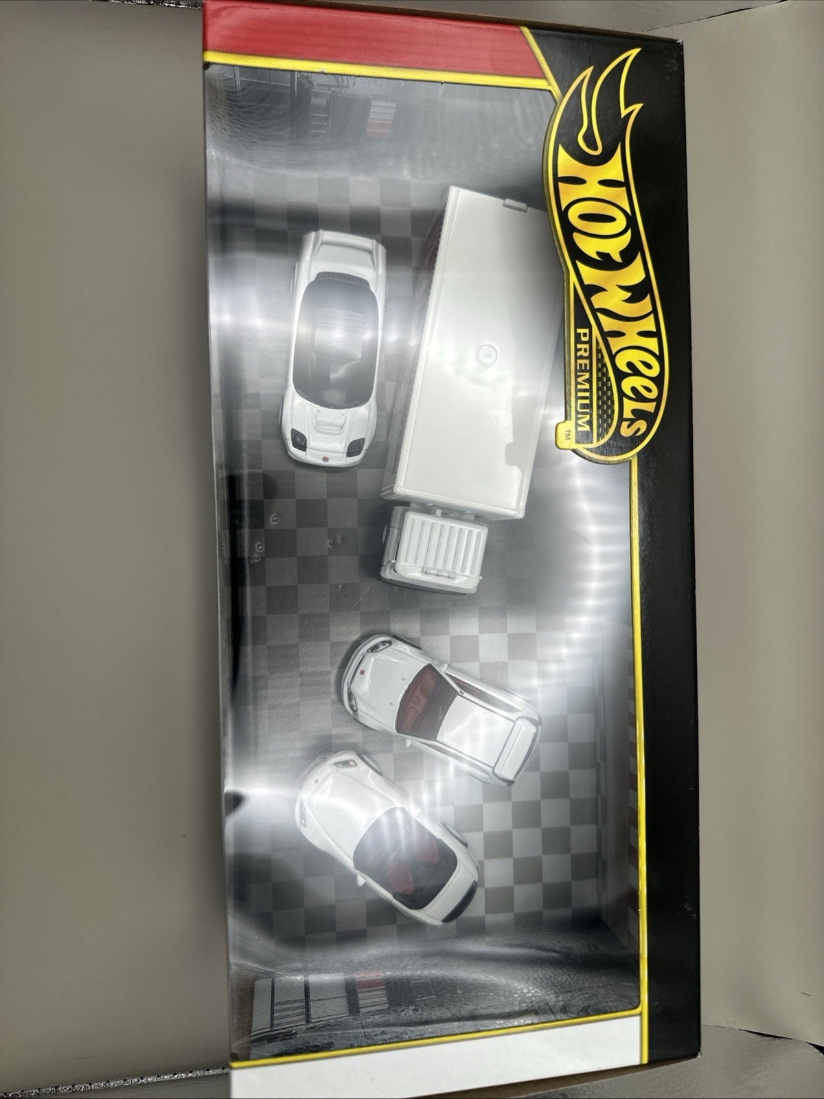 Hot Wheels 2025 Premium Collector Diorama Honda Set Civic Type-R, NSX-R, S2000