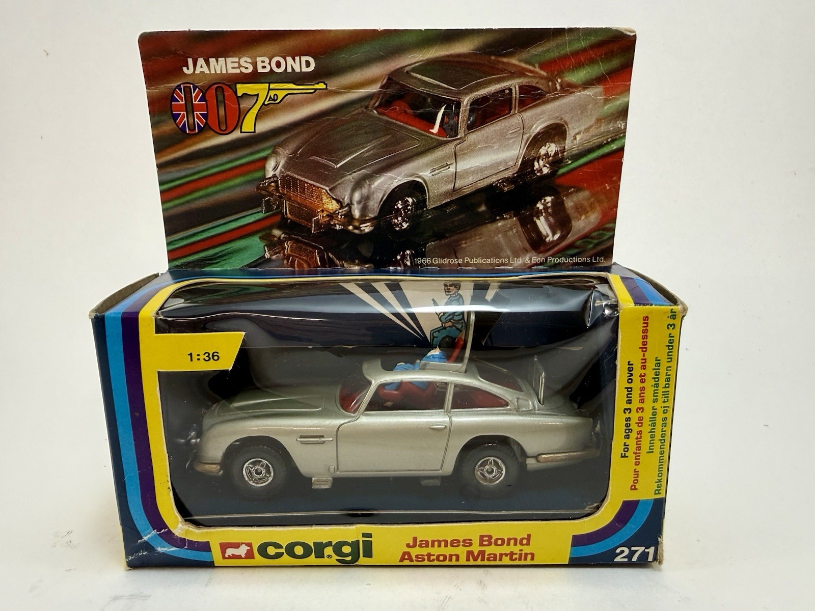 Corgi James Bond Aston Martin DB5 #271 w/ Box, 2 Figures, All Functions Work
