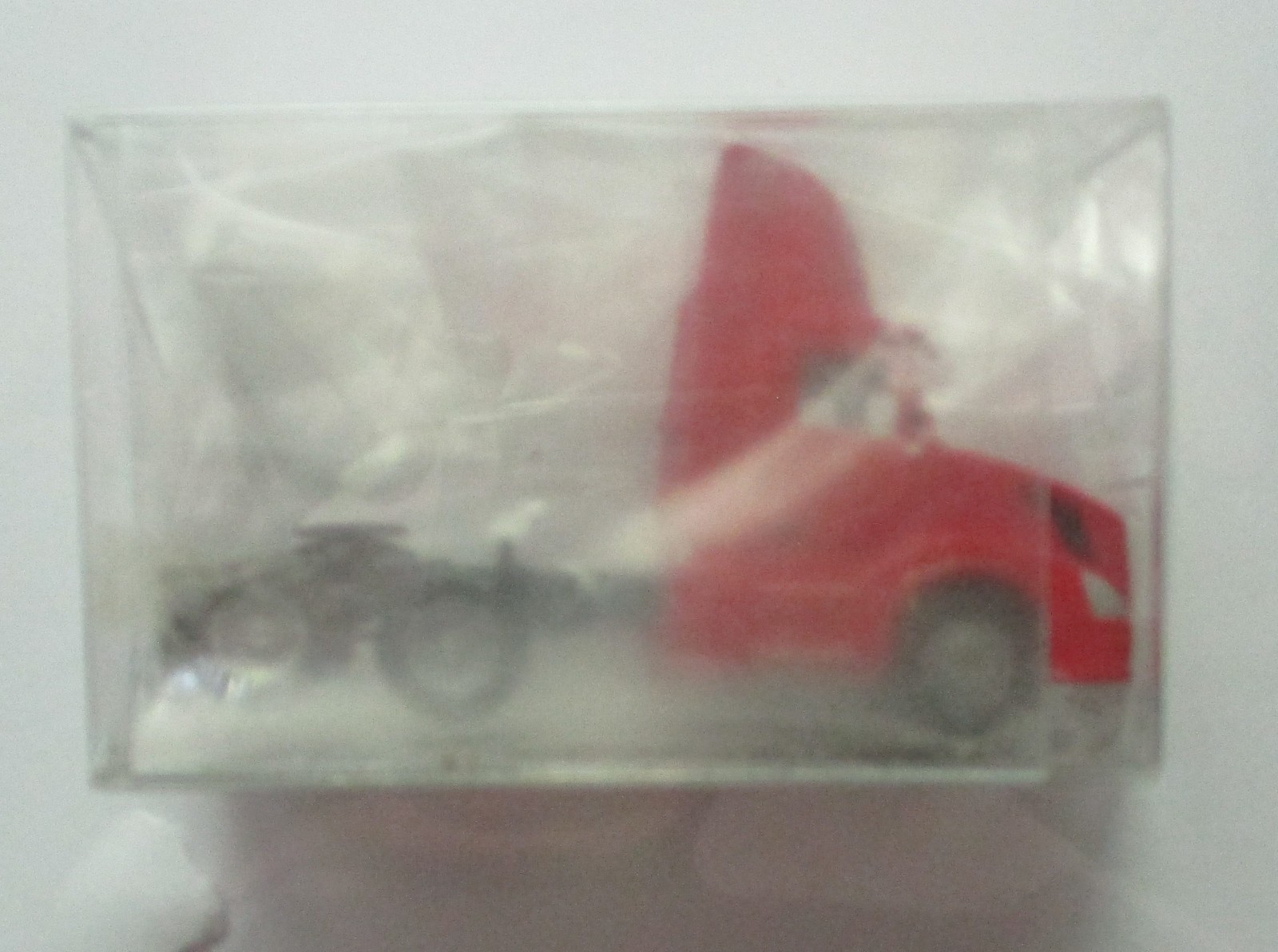 Red Volvo VN Tractor Promotex 1/87 HO Scale 6537 Missing Mirrors