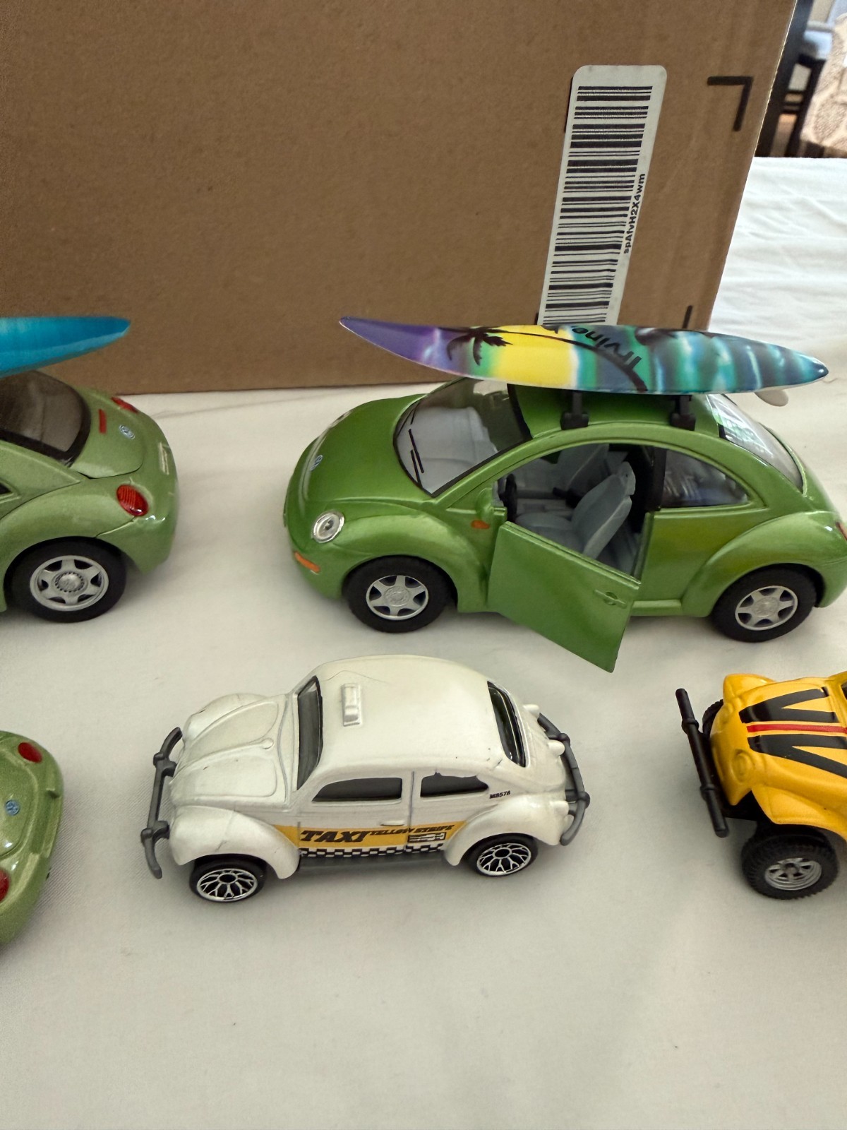 Volkswagen Beetle Die‑Cast Lot – 6‑Piece Surf & Rally Set – Mixed Sizes