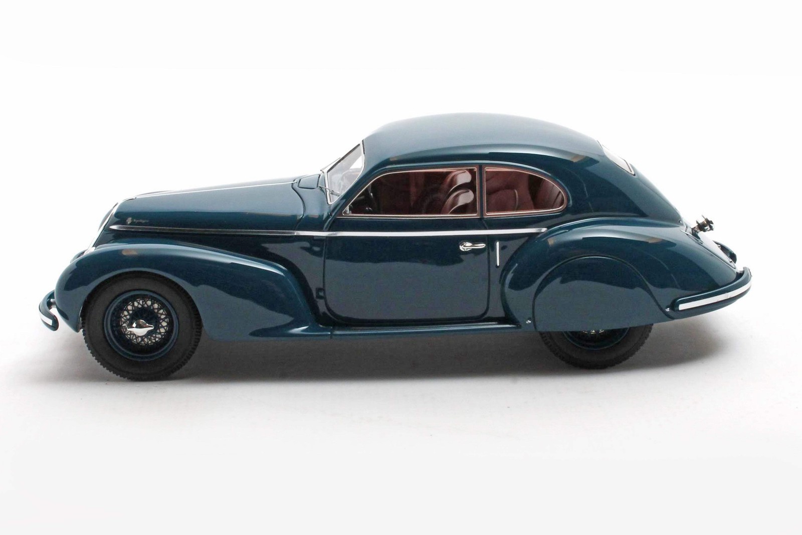 1939 Alfa Romeo 6C 2500S Berlinetta Touring 1:43 Matrix Scale Models MX40102-262