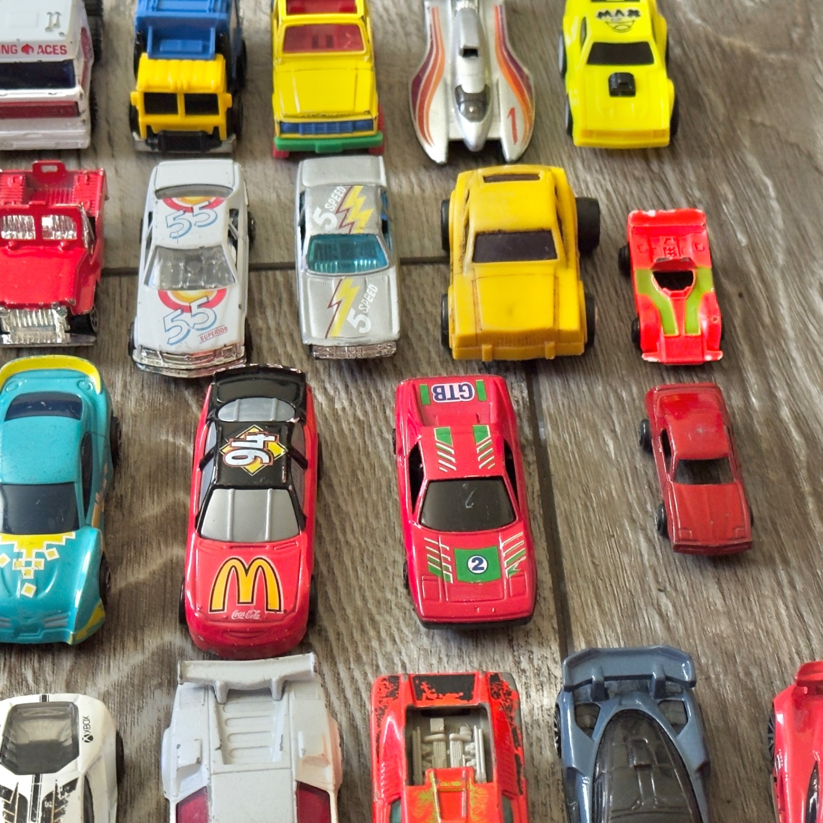 Hot Wheels Matchbox Unbranded Mixed Diecast & Plastic Cars Trucks Lot of 47