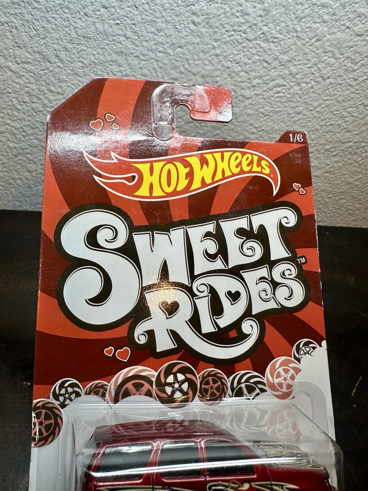 Hot Wheels Kroger Valentines Day Sweet Rides ’07 Chevy Tahoe Sour Cherry
