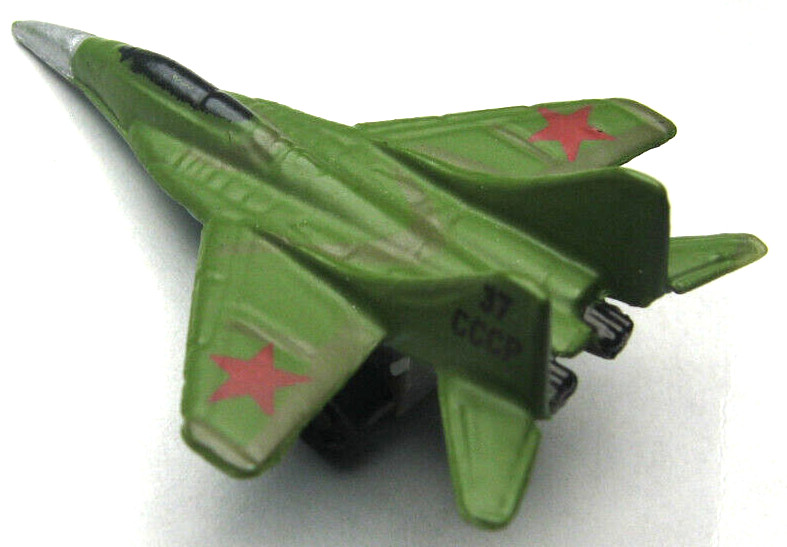 1989 FUNRISE MICRO MACHINES GREEN 1.5″ MILITARY FIGHTER JET AIRPLANE 37 CCCP