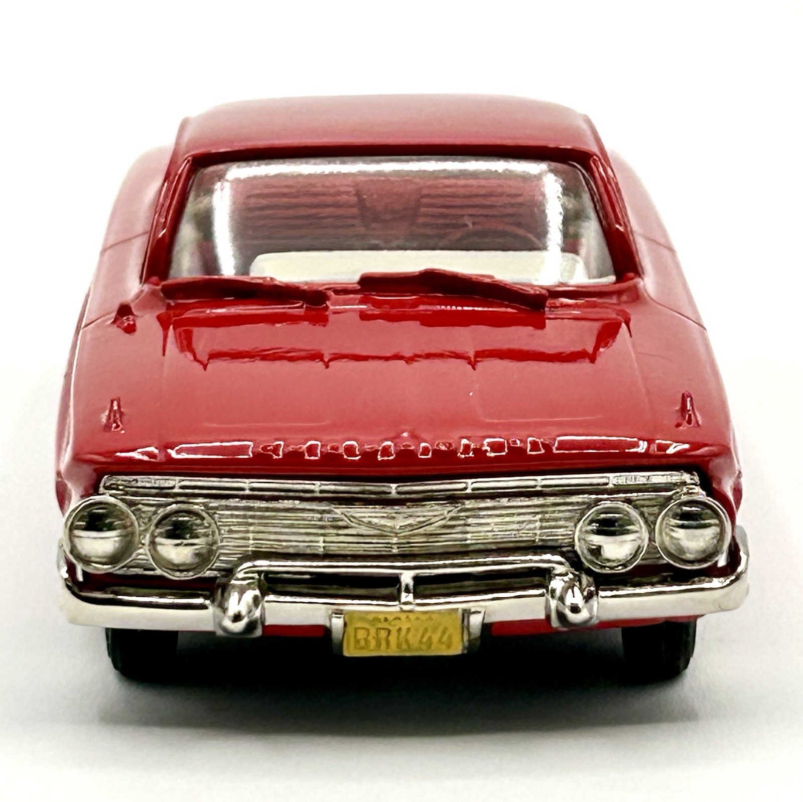 BROOKLIN MODELS – 1961 CHEVROLET IMPALA SPORT COUPE-MINT IN ORIGINAL BOX-1:43