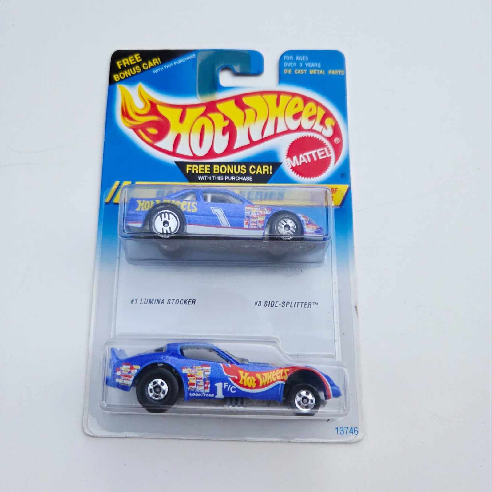 1994 Hot Wheels Race Team Series #1 Lumina Stocker #3 Side Splitter Die Cast Car