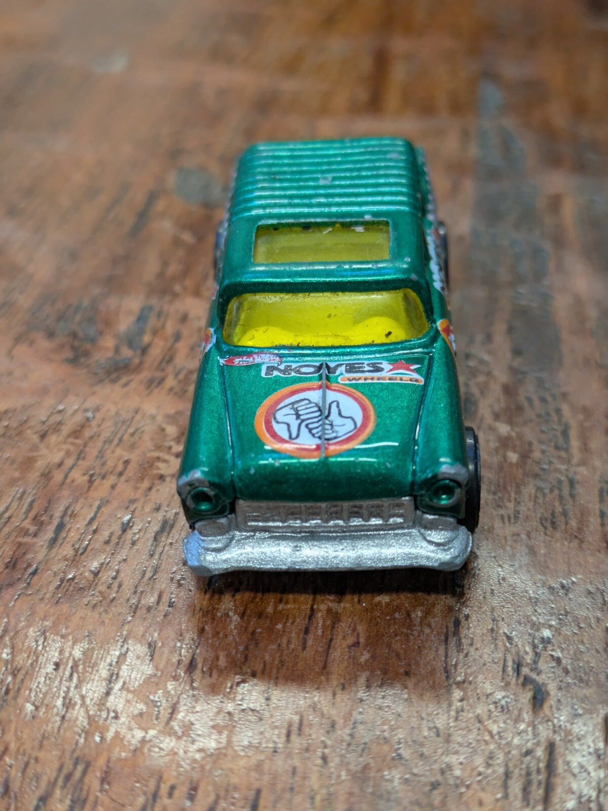 Hot Wheels 1969 Chevy Nomad/No/Yes Green With Yellow Tinted Windows And Sunroof