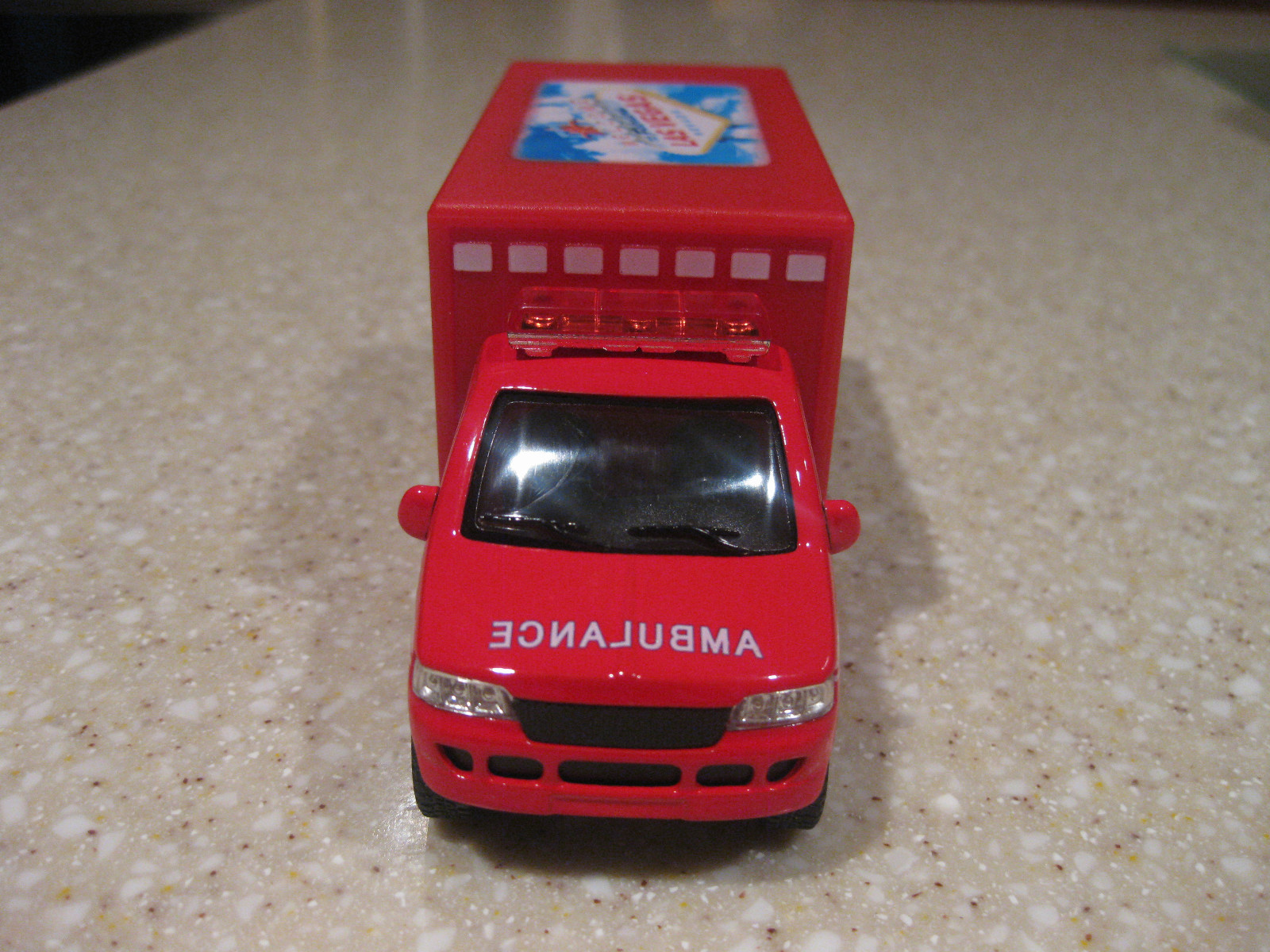 LAS VEGAS FIRE DEPTARTMENT RED AMBULANCE 5″ DIECAST PLASTIC PULLBACK ACTION