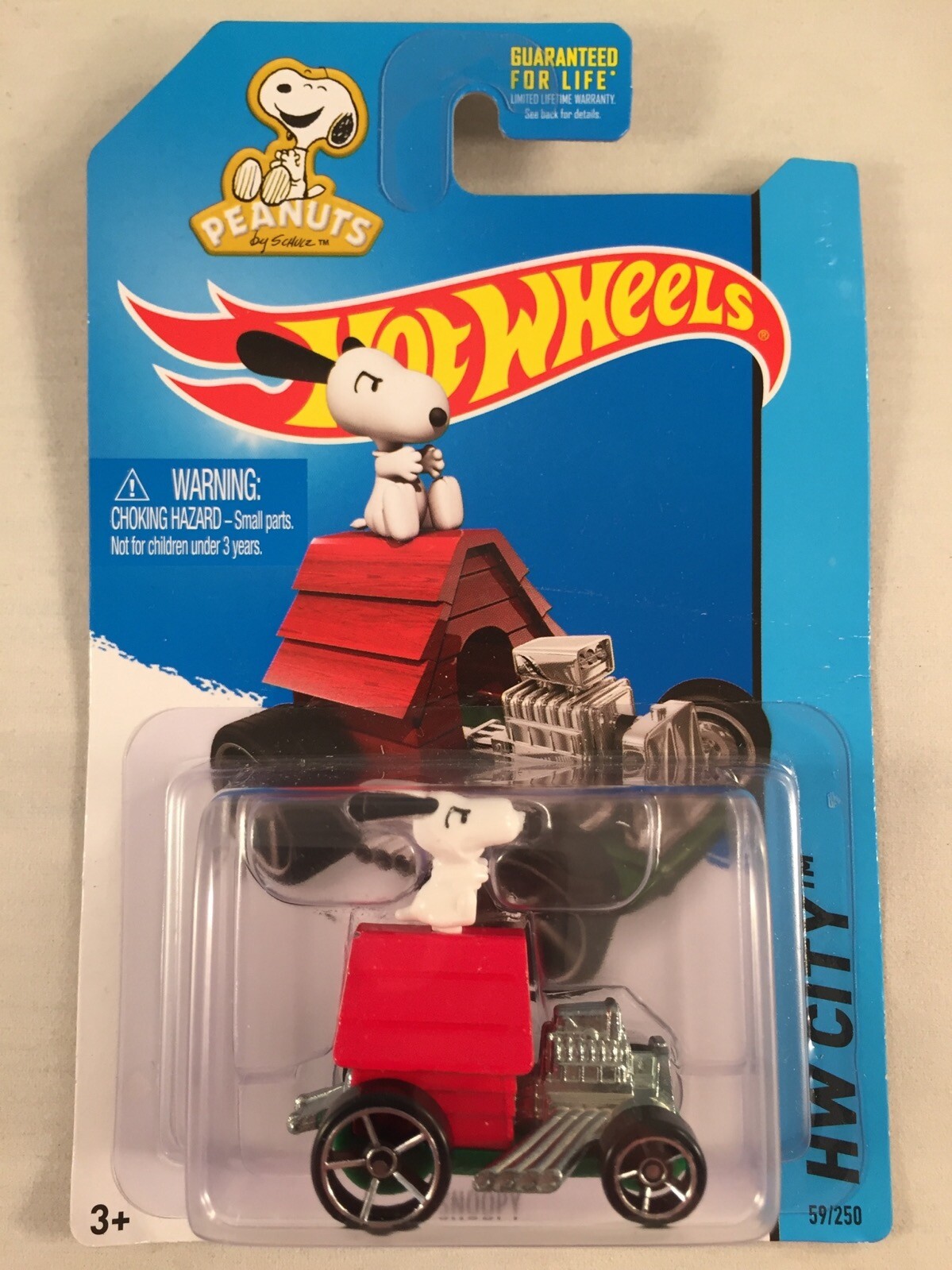 Hot Wheels 2015 HW City 59/250 Peanuts Snoopy