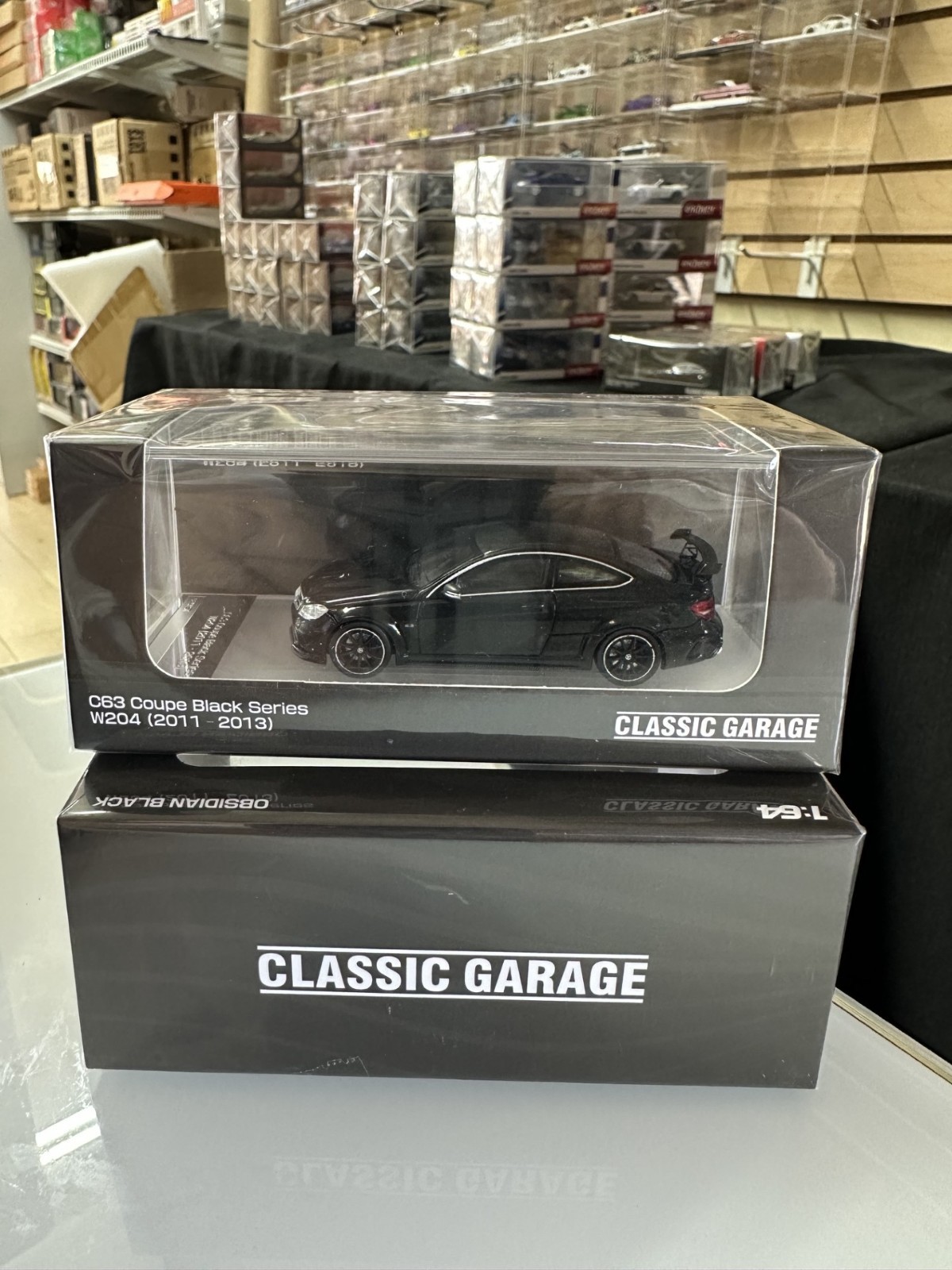MERCEDES BENZ C63 COUPE BLACK SERIES W204 BLACK 1/64 CAR BY CLASSIC GARAGE CS