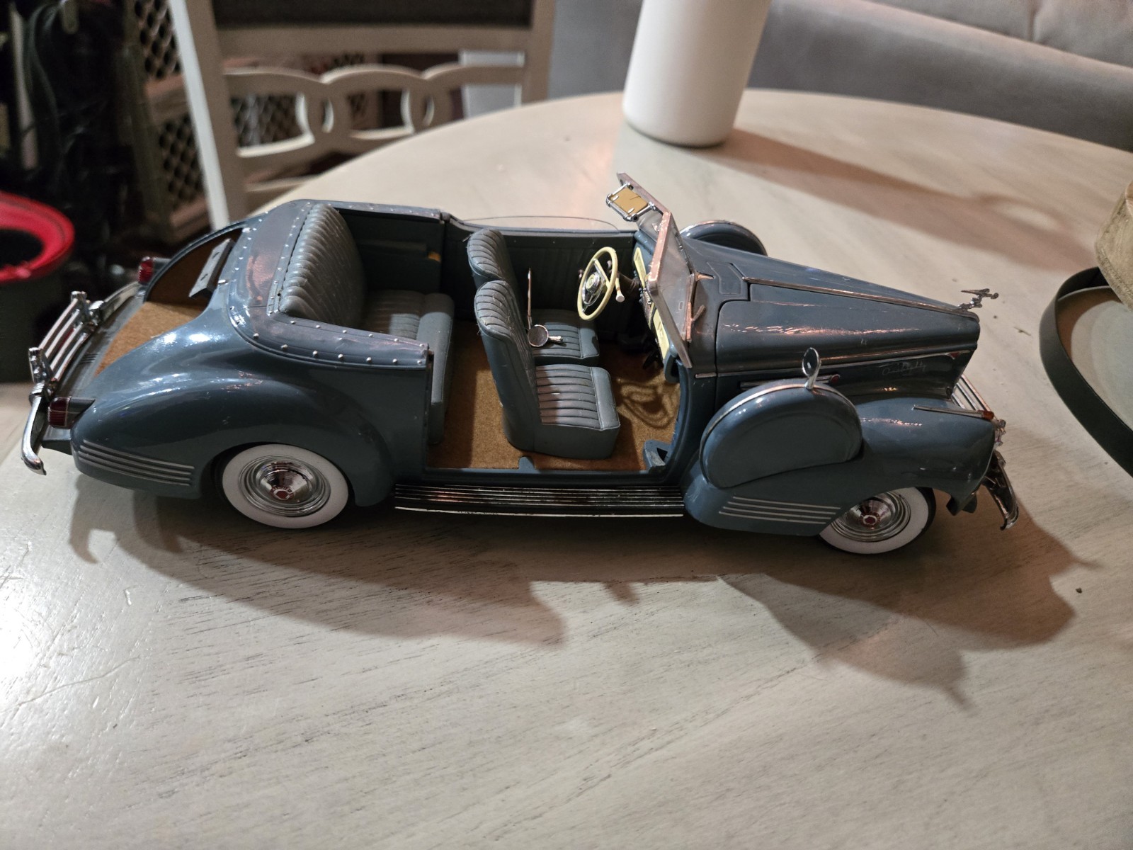 Charlestown Collectibles 1941 Packard Convertible 1/18 Scale 1/5000 Signature…