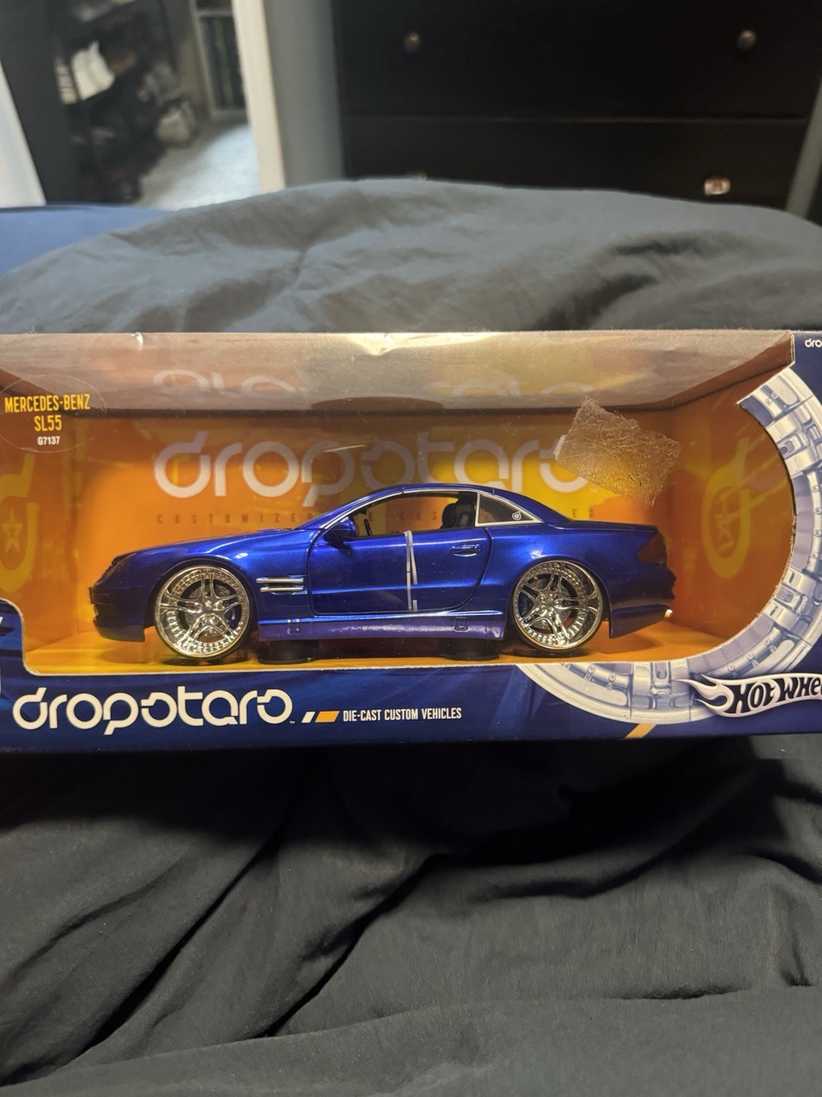 Hot Wheels Dropstars Mercedes Benz SL55 electric blue 1 24 scale diecast model