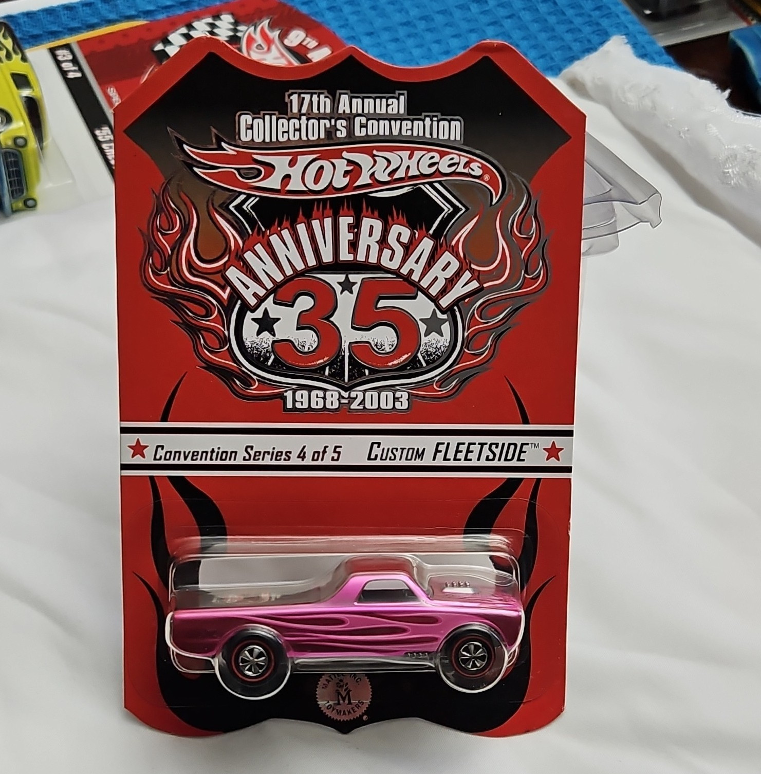 Hot Wheels Convention Series Custom Fleetside Chevrolet Pink #6126/10000