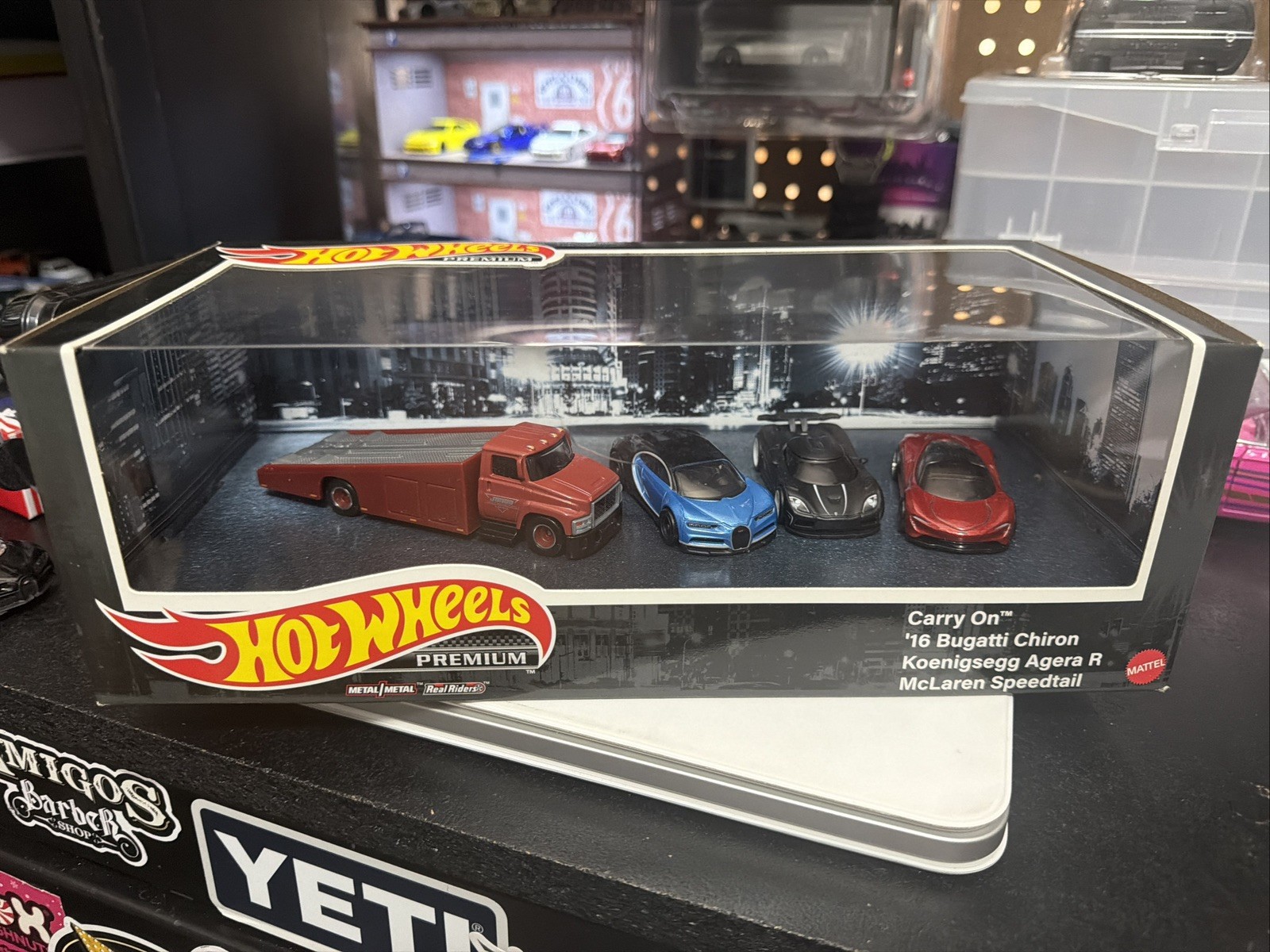 2021 Hot Wheels Premium Diorama Exotics-Carry On-Bugatti-McLaren-Koenigsegg❤️