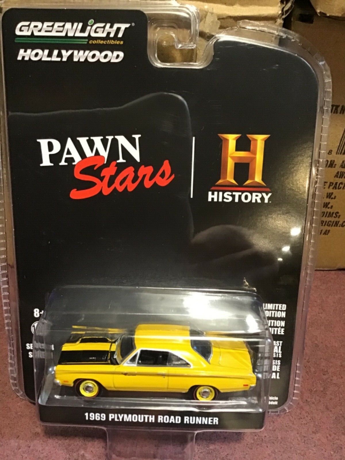 Greenlight Hollywood series 31 1969 Plymouth Road Runner Pawn Stars .