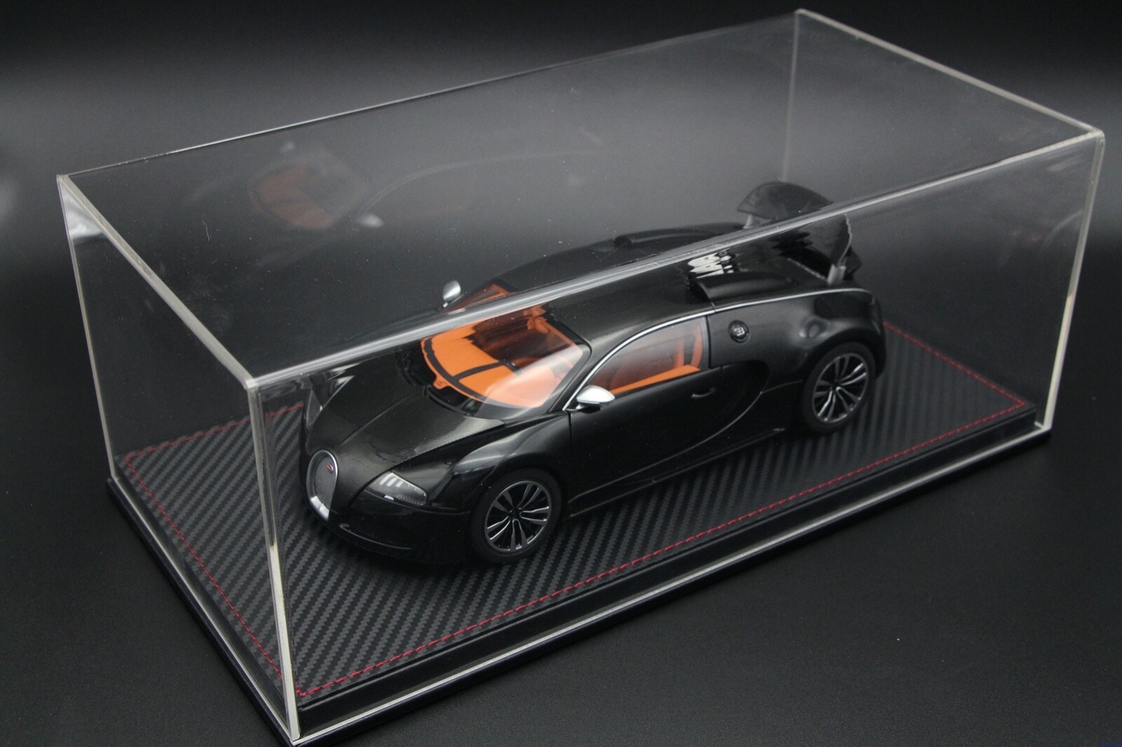 New Display case show case with leather base for 1:18 BBR MR Autoart Car model