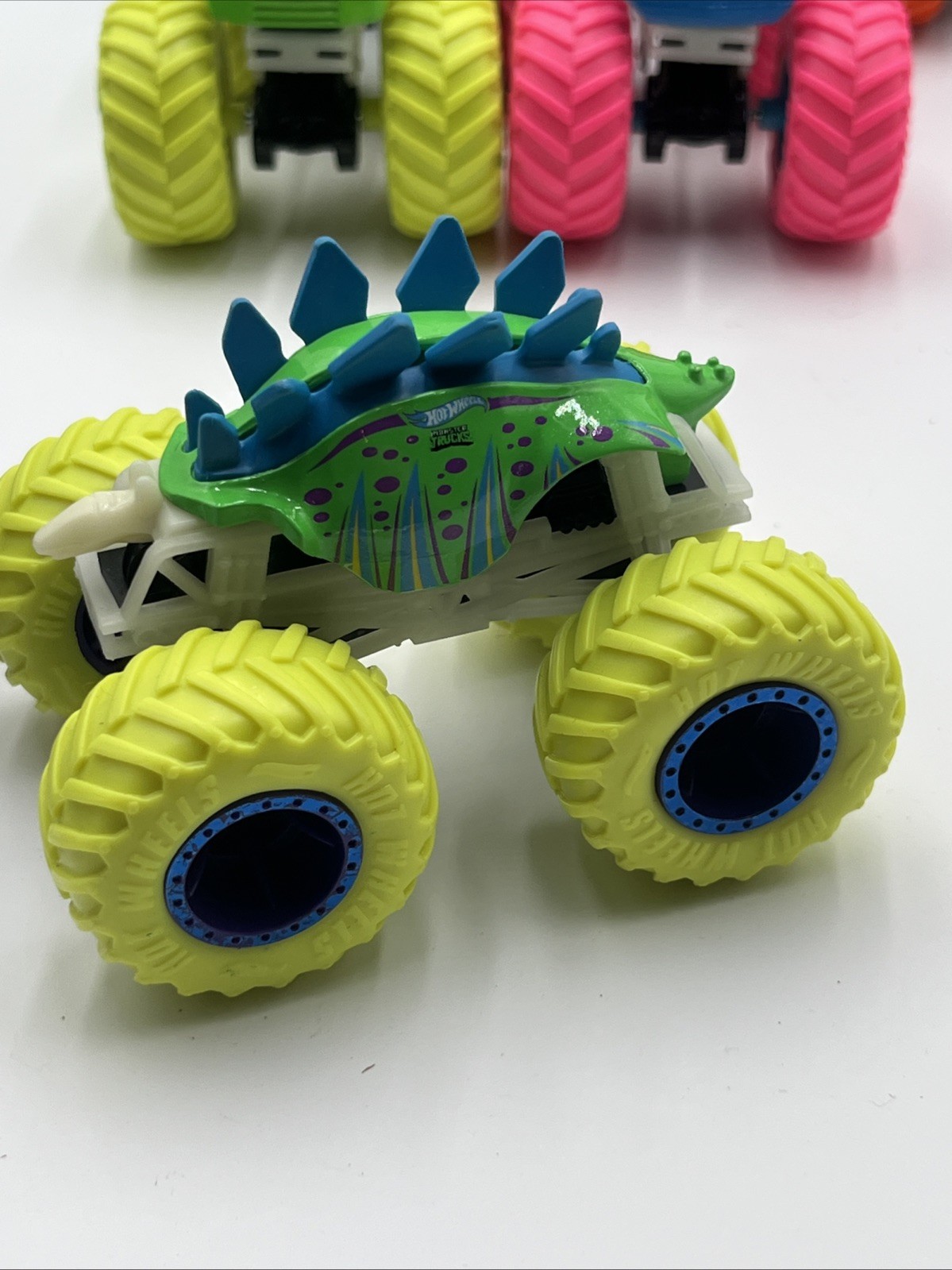 Monster Truck 12-Piece Lot Spinmaster Monster Jam & Hot Wheels Monster Trucks