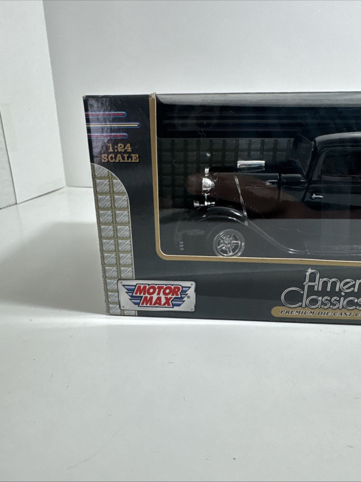 1932 Ford Coupe American Classics Diecast Motor Max 1:24 Scale New In Box (TK)