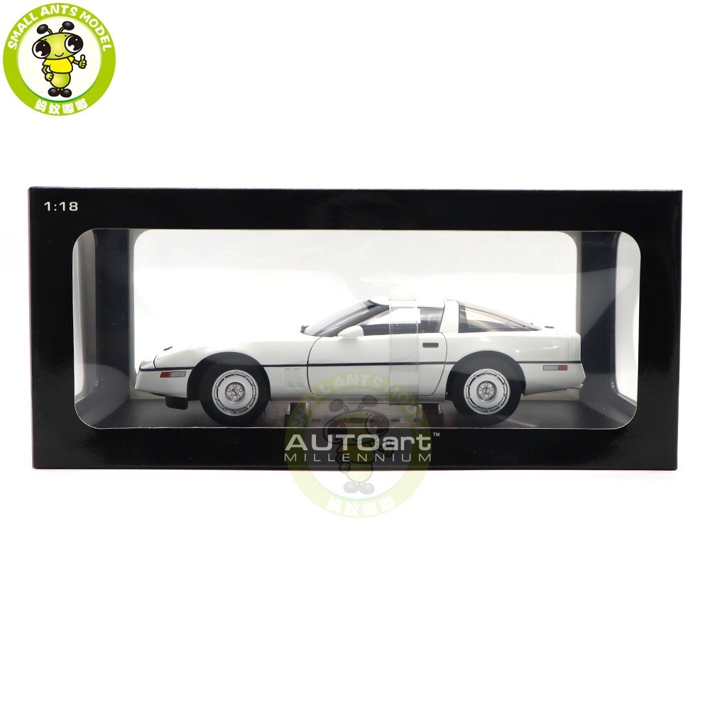 1/18 Autoart 71243 Chevrolet Corvette C4 1986 Diecast Model Car Gifts For Father