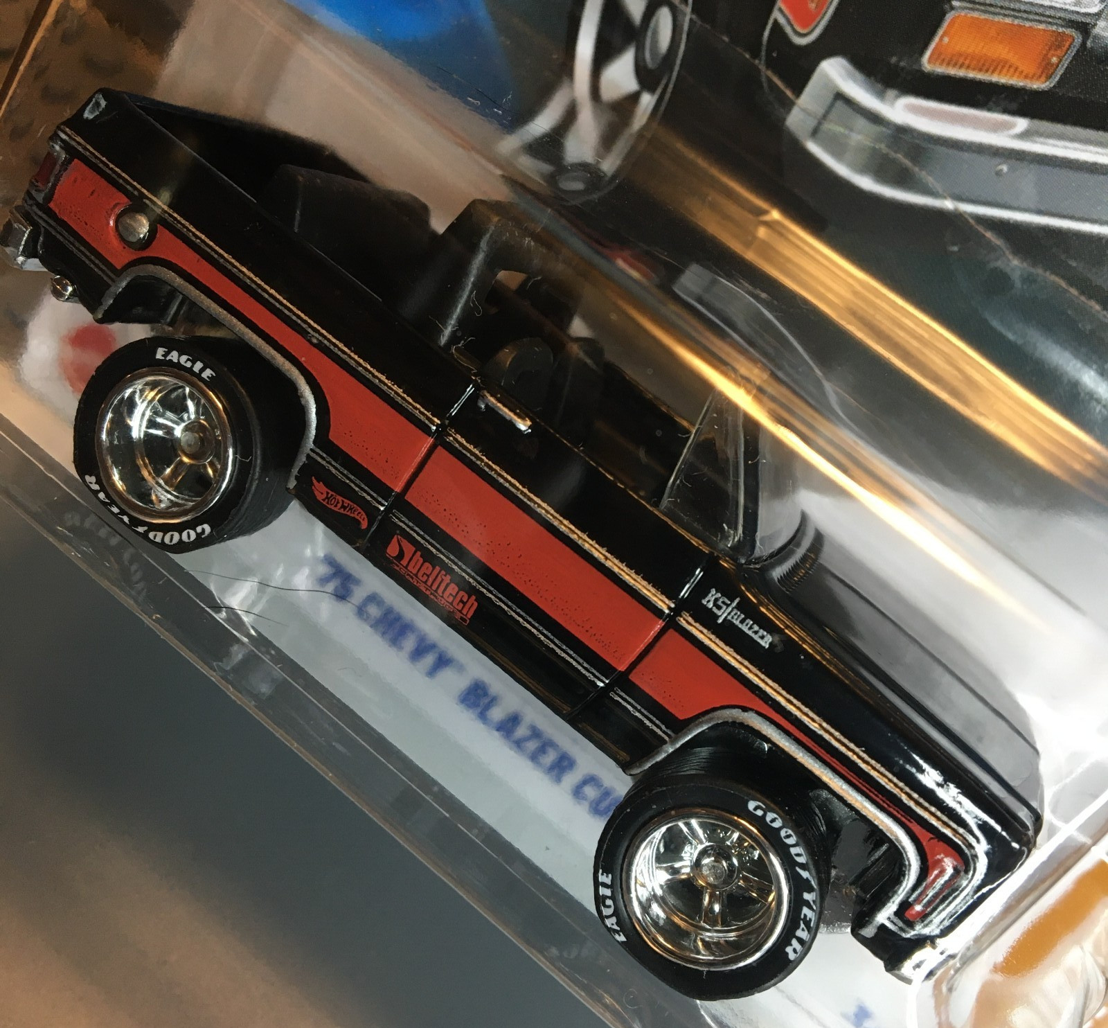 Hot Wheels 5/10 ’75 Chevy Blazer Custom CUSTOM Super Real Riders Wheel Swap