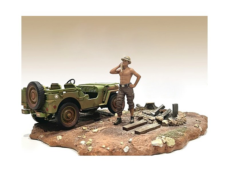 “4X4 MECHANIC” FIGURE 1 FOR 1/18 SCALE MODELS BY AMERICAN DIORAMA 18011