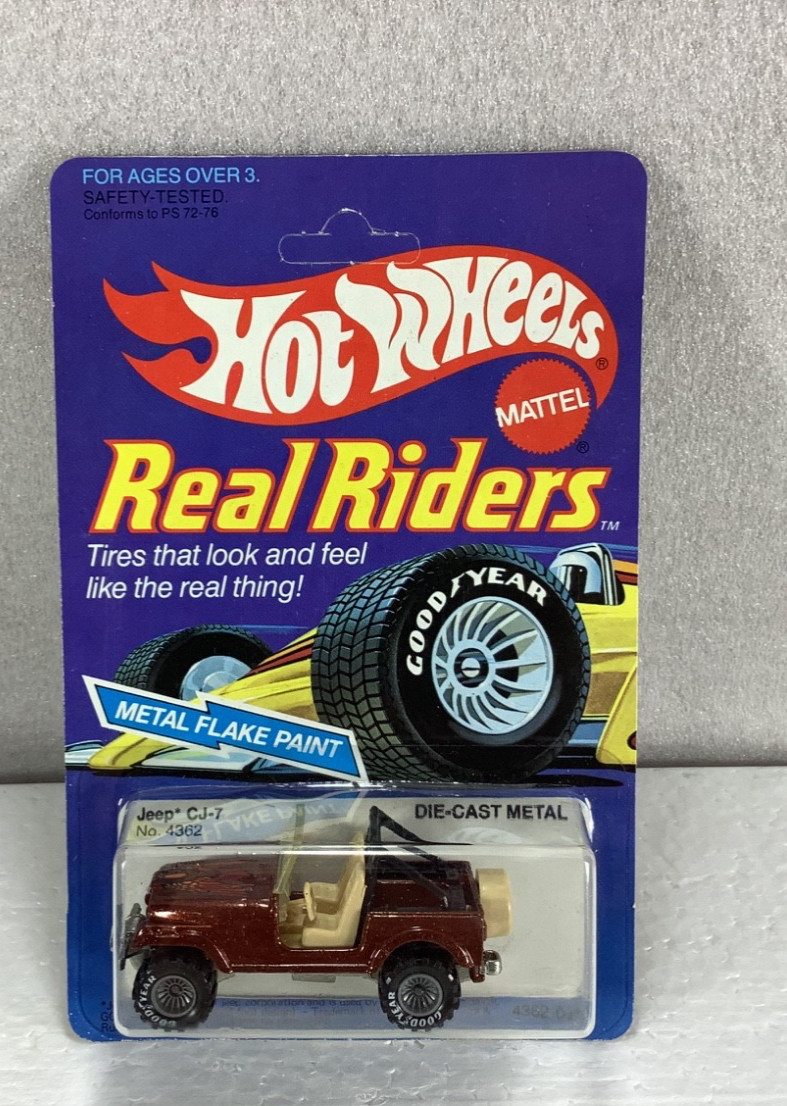Hot Wheels 1982 Real Riders White w/GREY hubs Jeep CJ-7 Goodyear UNPUNCHED BP