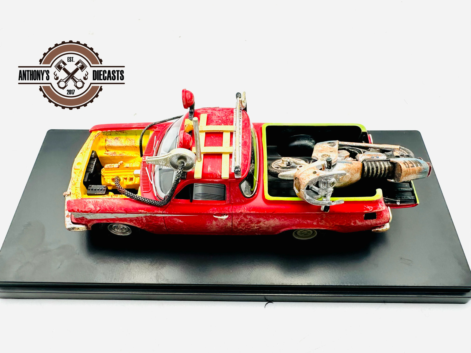 1:43 Mad Max — 1963 EJ Holden Ute with Goose’s Police Kawasaki Bike — ACE/DDA