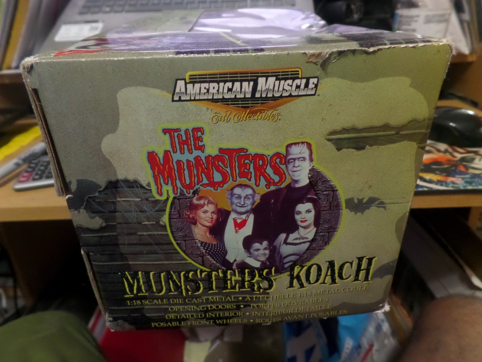 ERTL The Munsters Koach 1:18 Scale Signed Butch Patrick ‘Eddie’ JSA