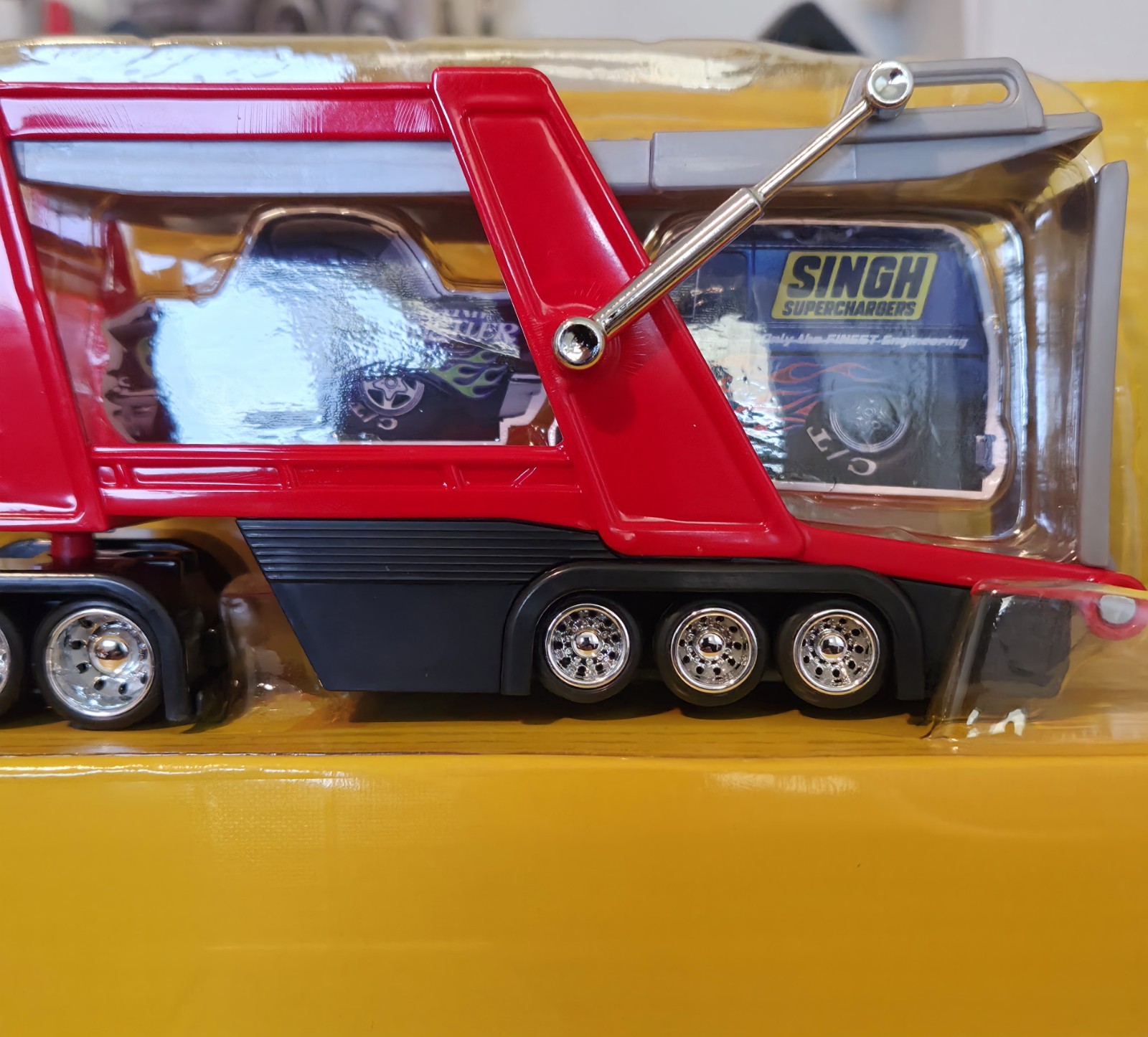 Cartoon Rig Car Carrier Loose