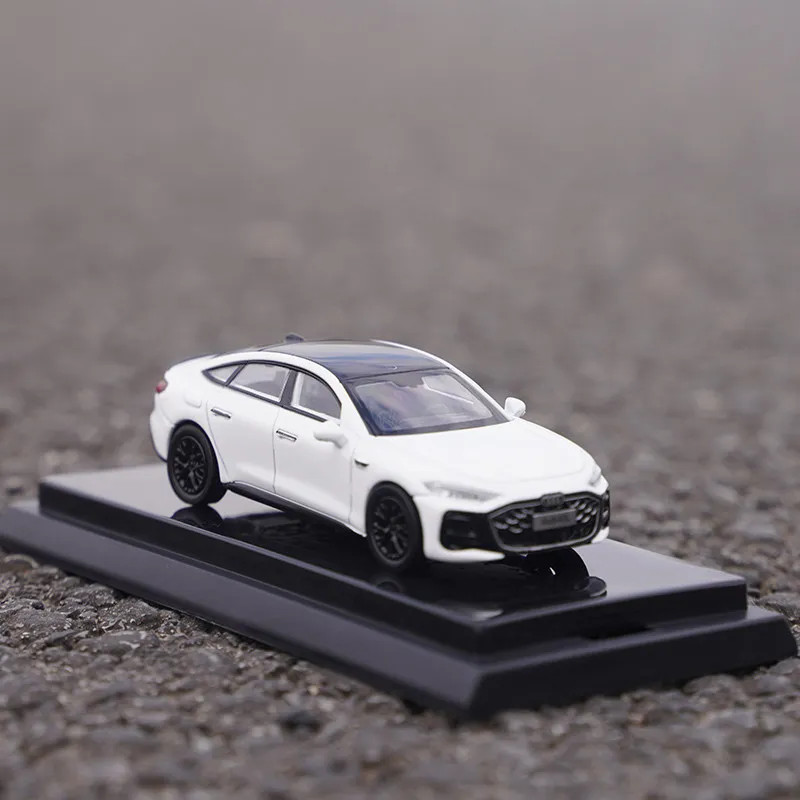 1:64 Audi A5 A5L Sportback 2025 Coupe Alloy Sports Car Model Diecast Vehicle