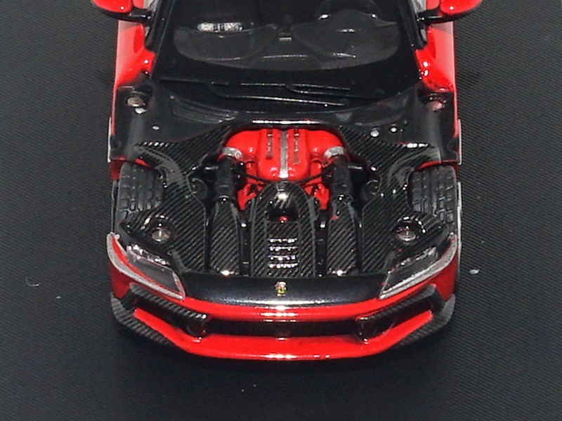 1:64 7CM Model Ferrari 12 Cilindri Rosso Corsa With Engine Detail Ltd 599 PCS