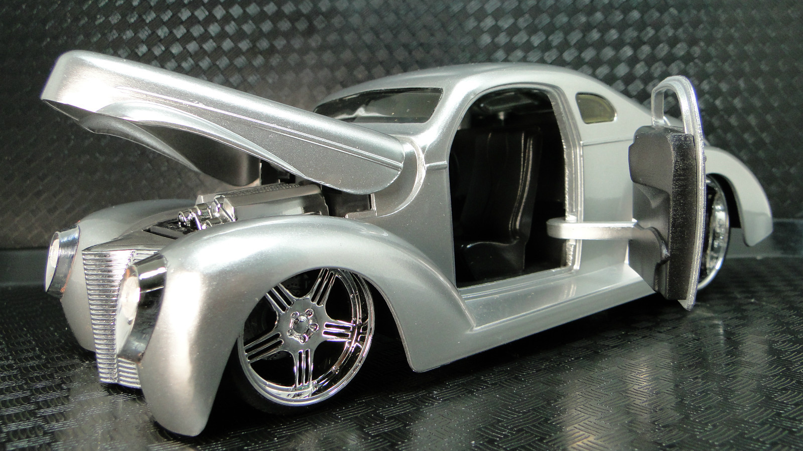 Ford Race Car1Chopped24Dragster1930GT Custom Built Metal Body18Model12Racing