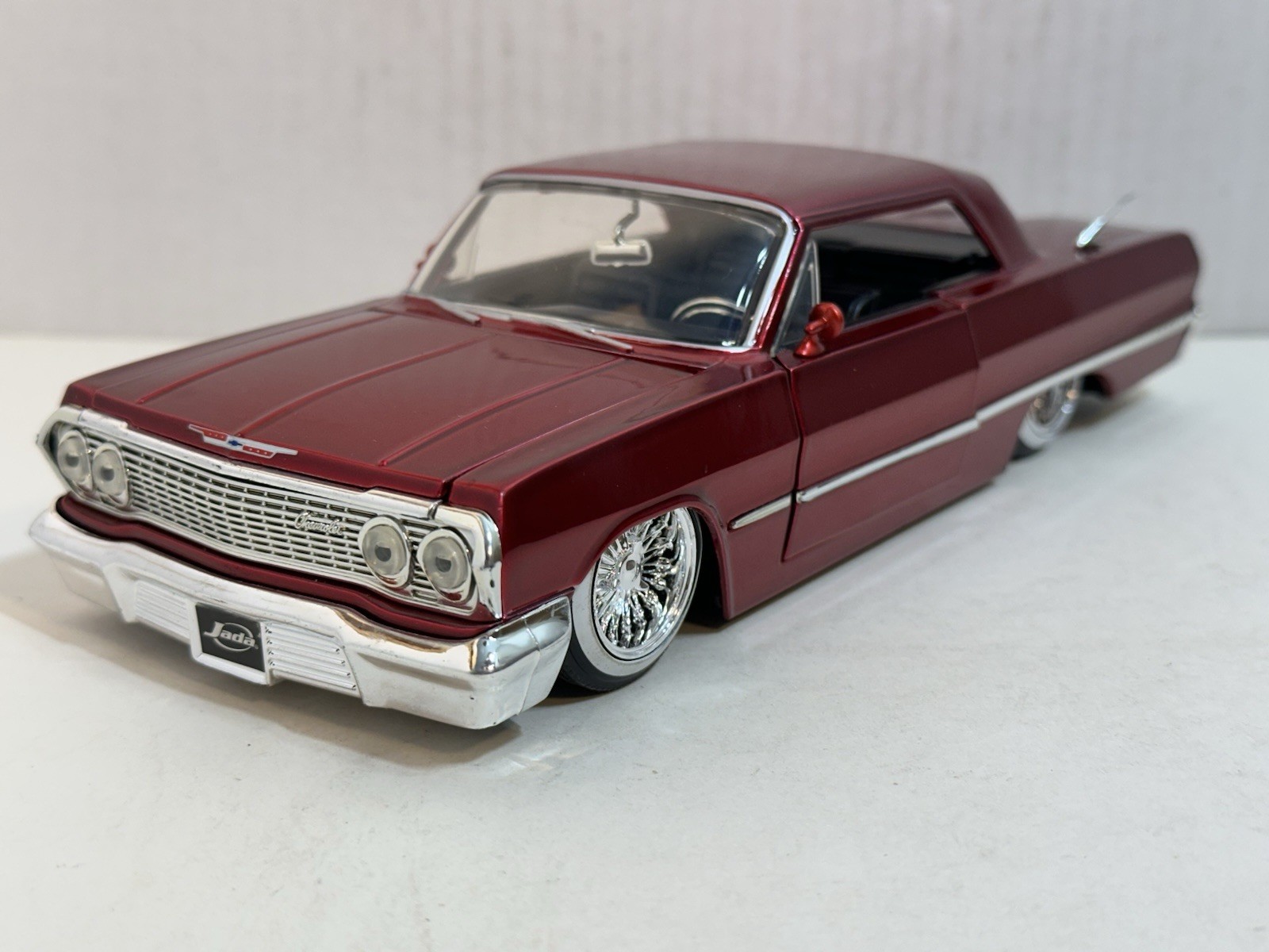 JADA DUB CITY 1963 CHEVY IMPALA RED 1:24 DIECAST MODEL CAR NEW NO BOX