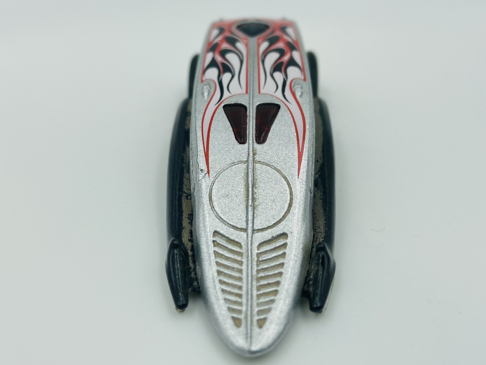 2004 Hot Wheels First Edition Crooze Low Flow 49/100 Silver Black Red White🔥🏁