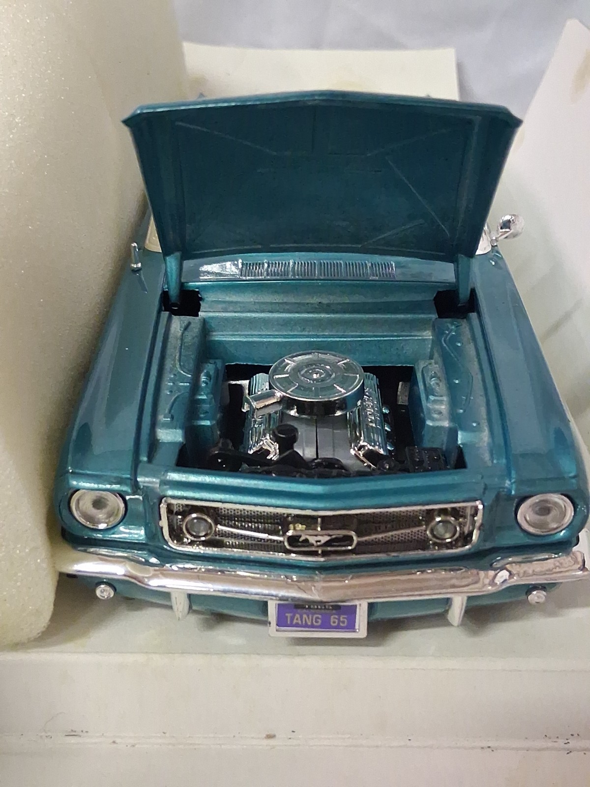 Mira die cast Ford Mustang Convertible 1965. Golden Line Collection. Teal NIB