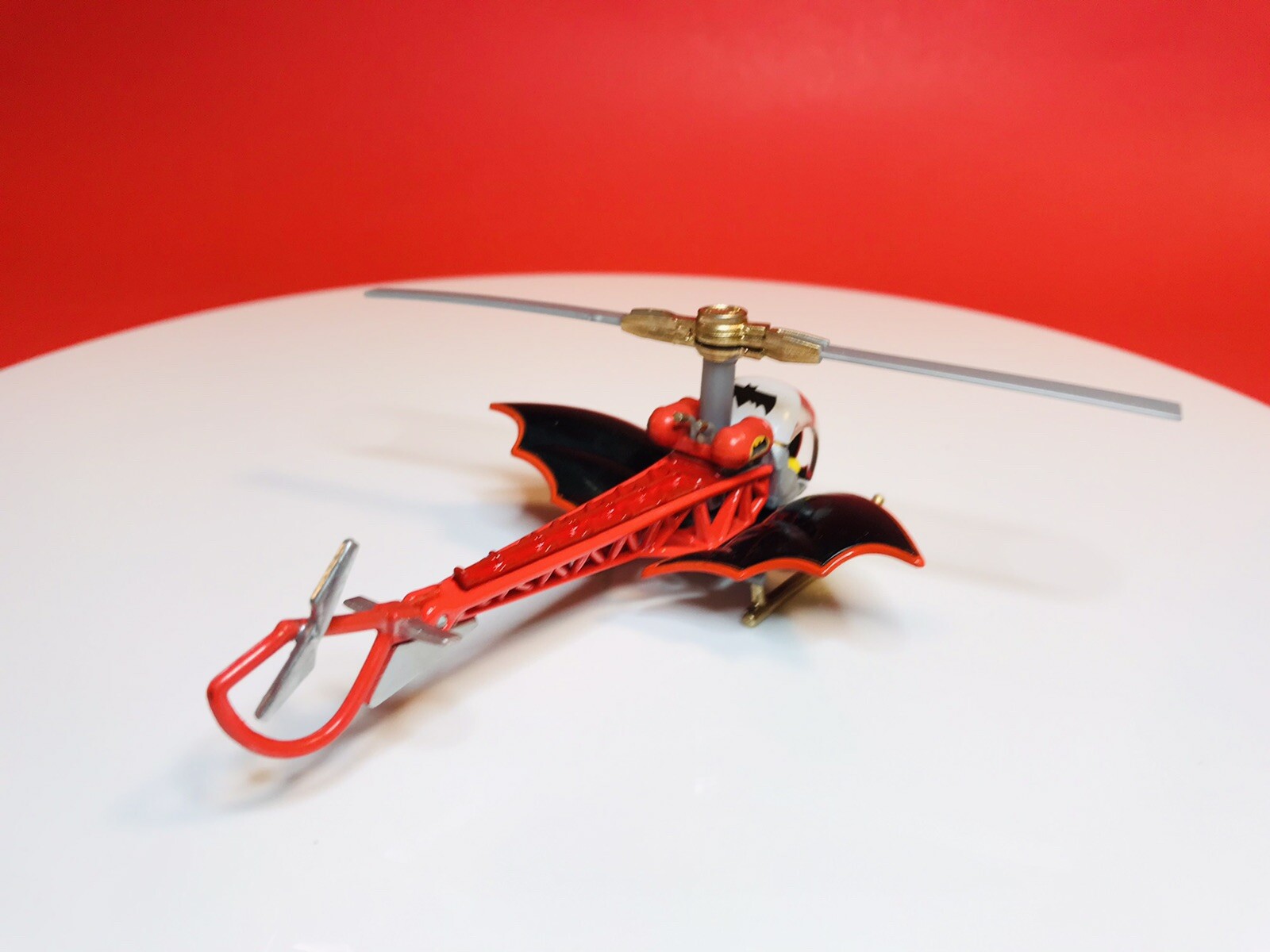 2015 Hot Wheels Batman Batcopter DC COMICS