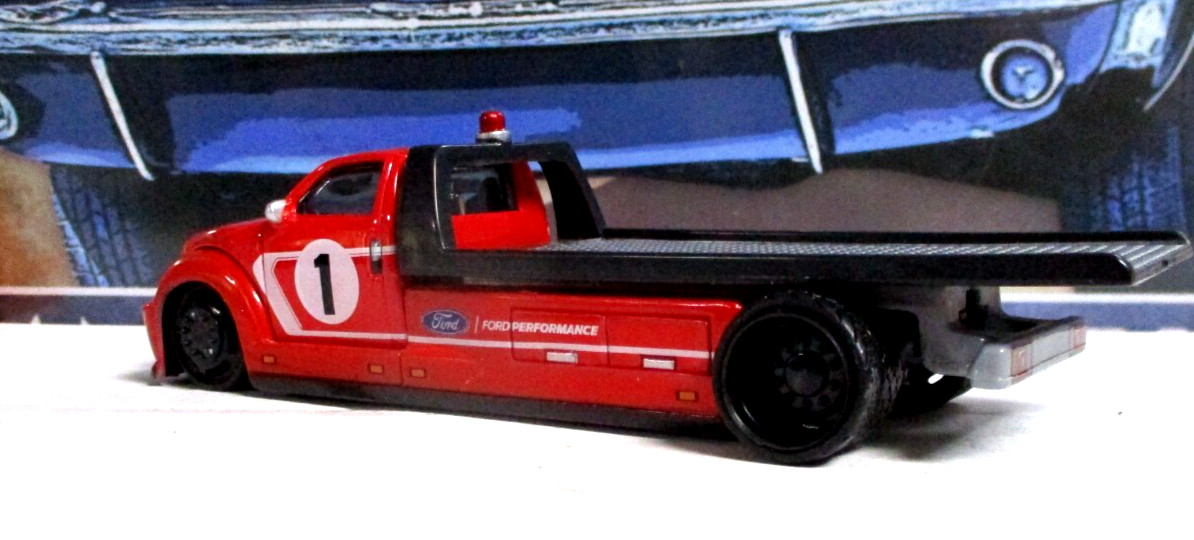Maisto Design Elite Flatbed Transport New/Loose Metal/Plastic Rubber Tires!