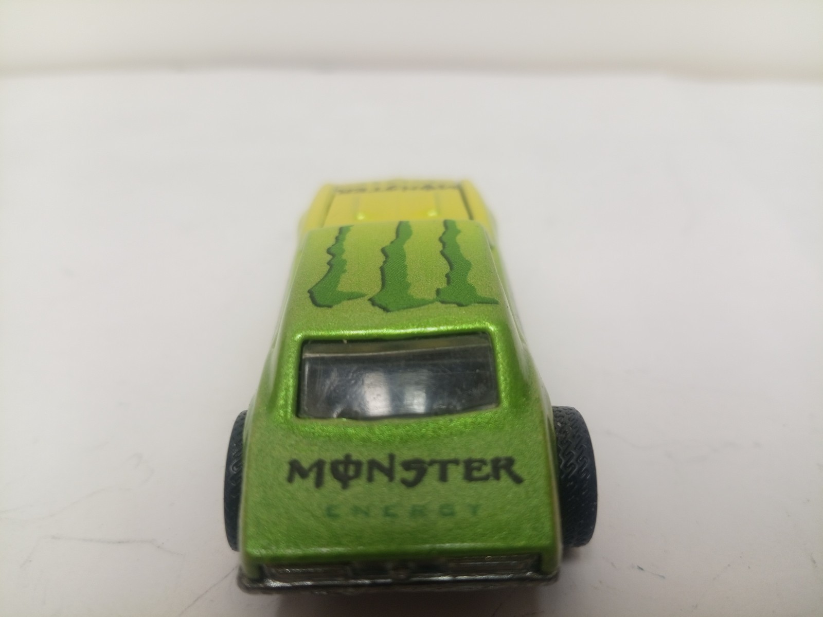 Hot Wheels CUSTOM ’67 CAMARO Chevy Monster Energy Die-Cast Car 1/64 RR